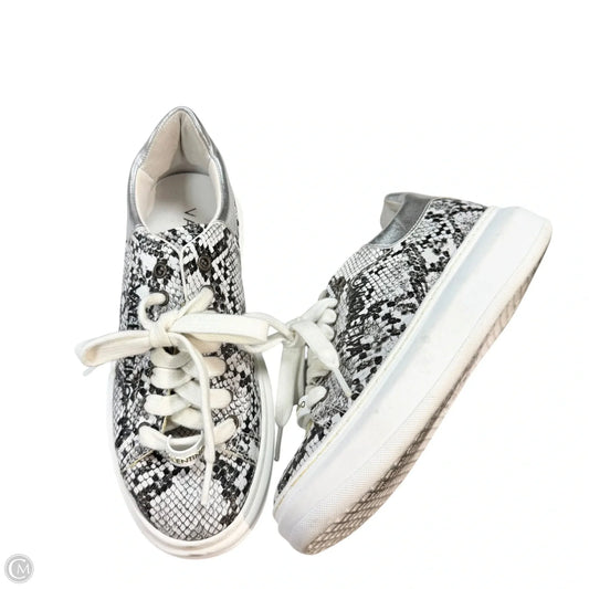Shoes Designer By Valentino-mario In Snakeskin Print, Size: 7