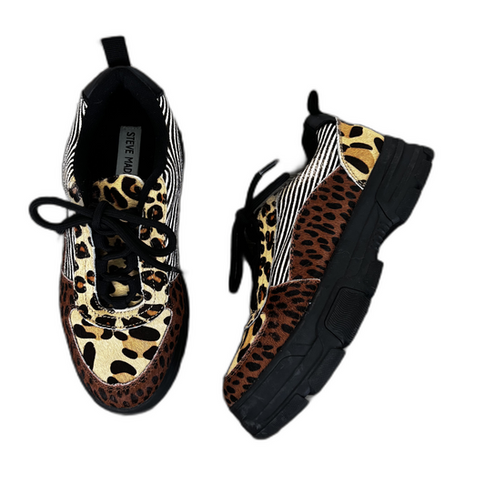 Shoes Sneakers By Steve Madden In Animal Print, Size: 6