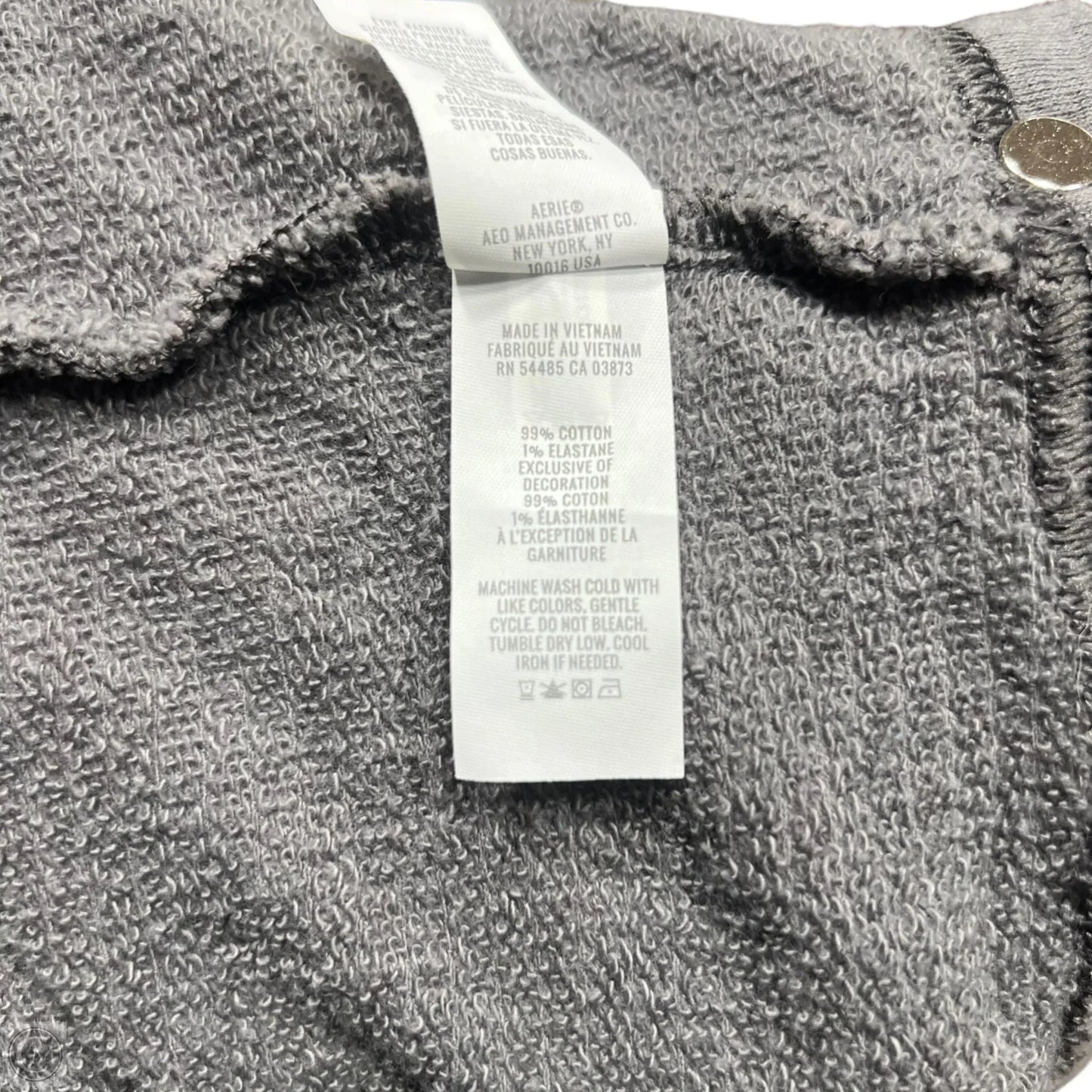 Top Long Sleeve By Aerie In Grey, Size: L