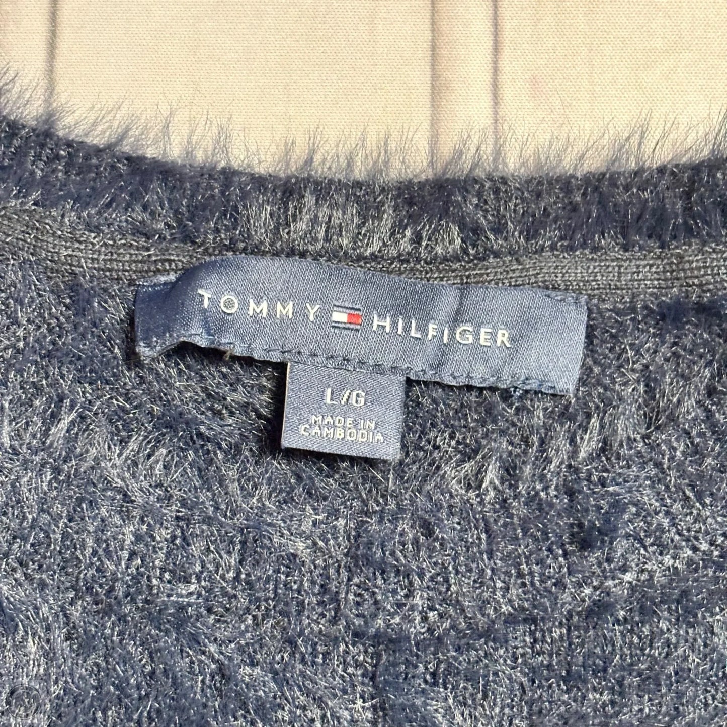 Sweater By Tommy Hilfiger In Navy, Size: L