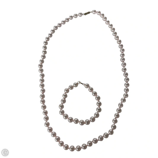 Necklace Set Pink Pearls Size: 02 Piece Set