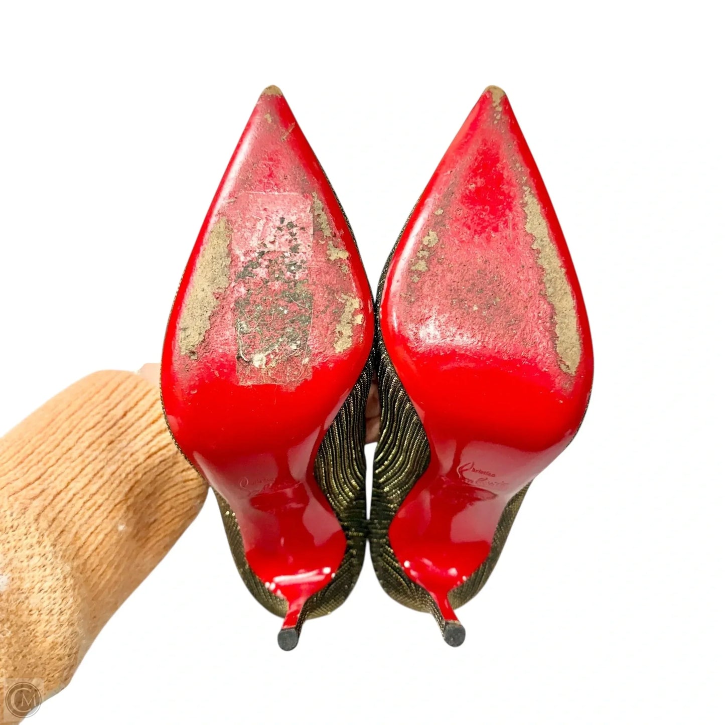 Shoes Luxury Designer By Christian Louboutin In Black & Gold, Size: 6