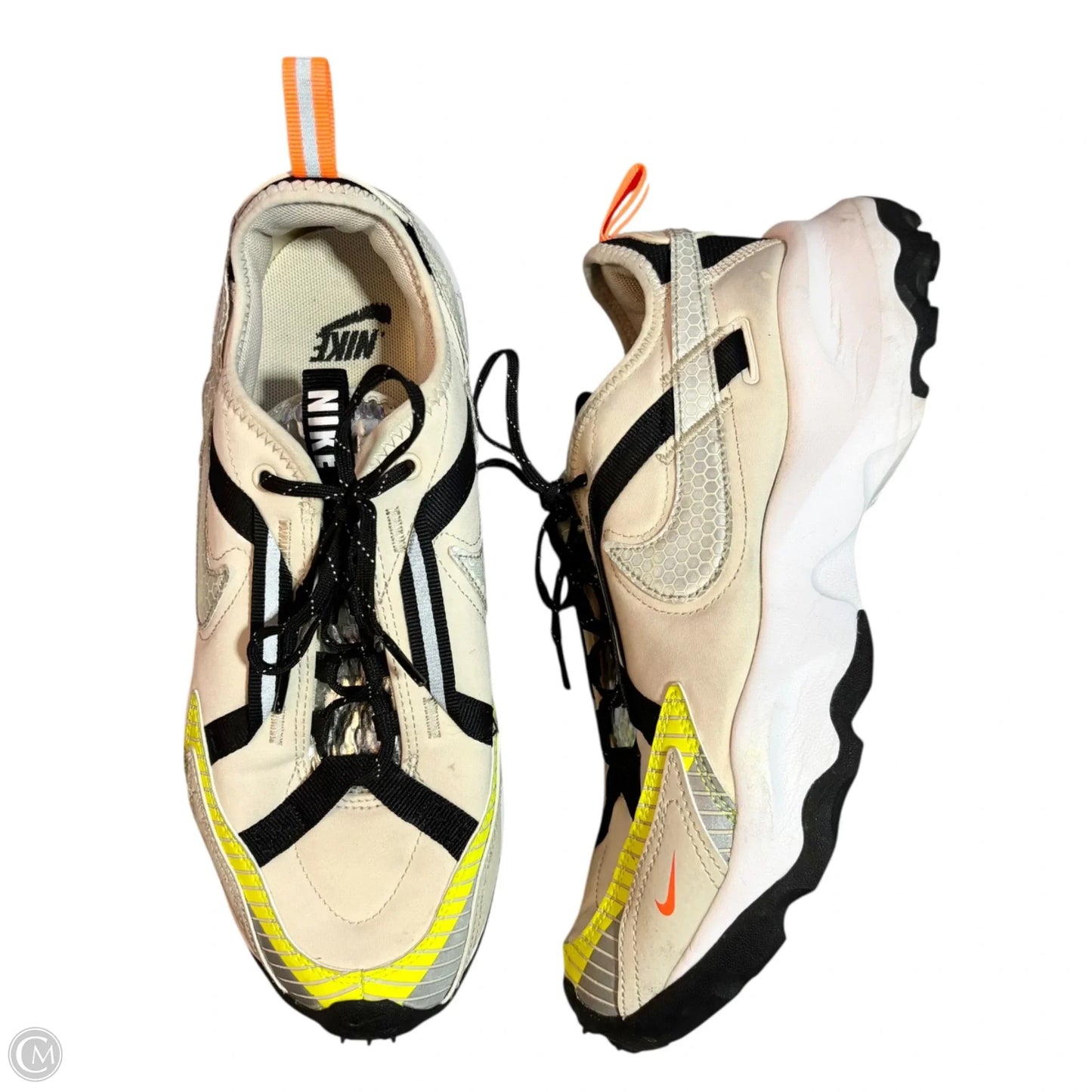 Shoes Athletic By Nike In Cream & White, Size: 9