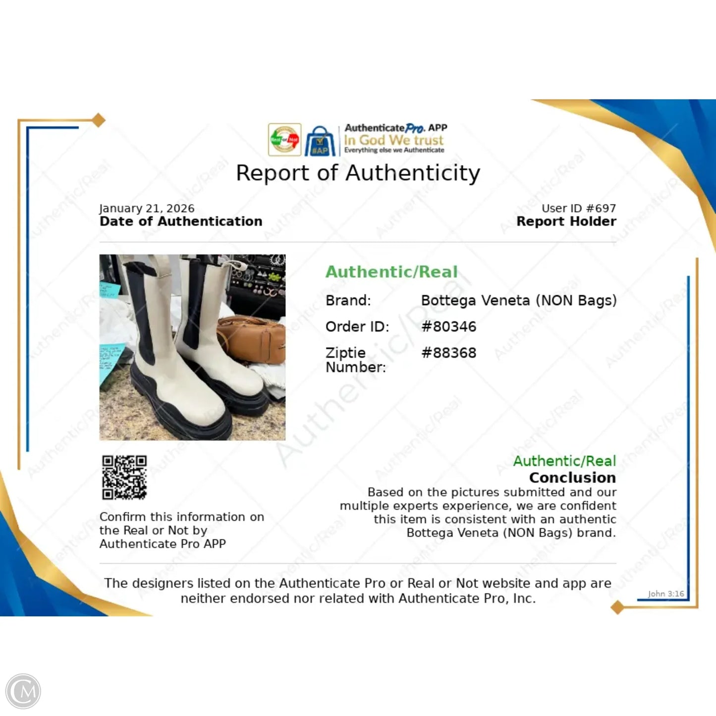 Boots Luxury Designer By Bottega Veneta In Black & White, Size: 7.5