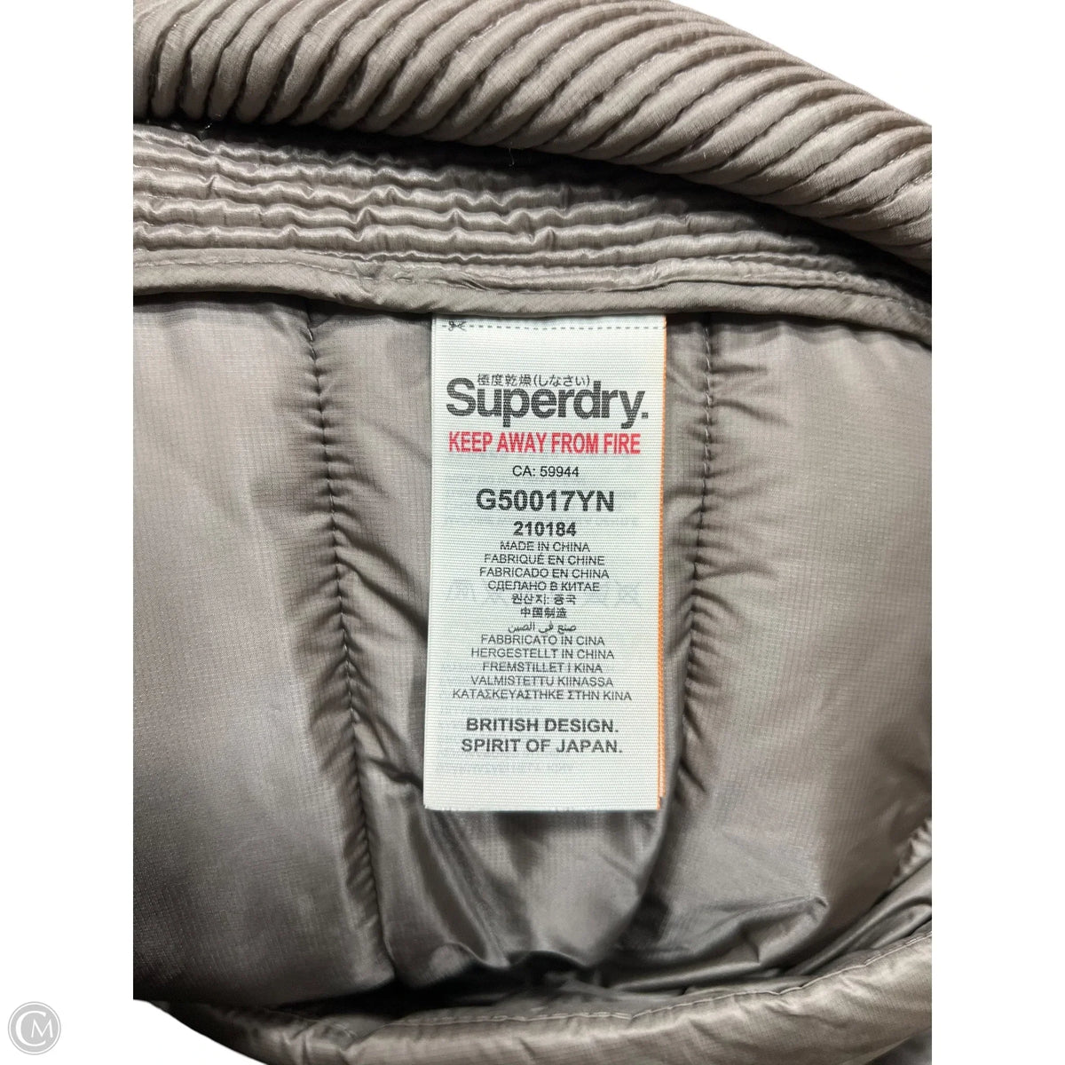 Jacket Puffer & Quilted By Superdry In Grey, Size: M