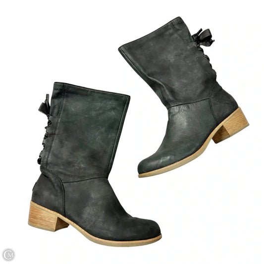 Boots Designer By Ugg In Black, Size: 9.5