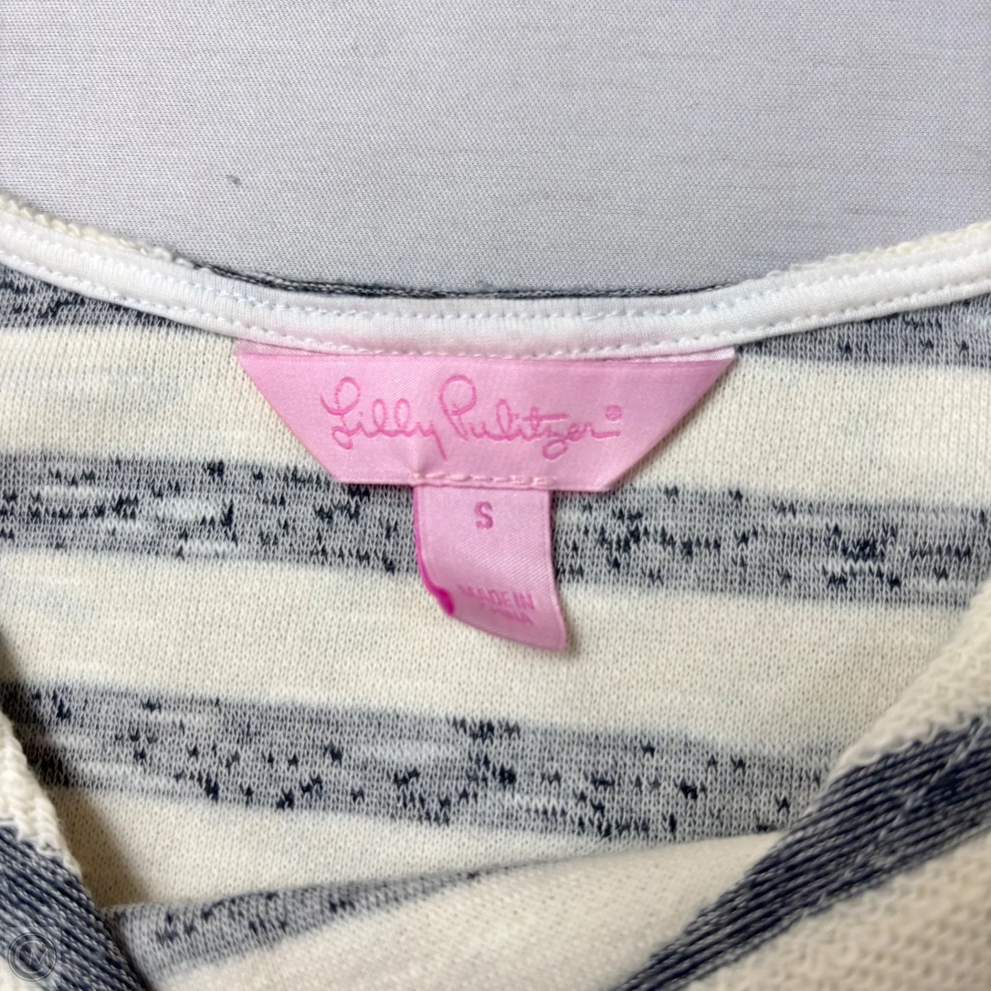 Top Sleeveless Designer By Lilly Pulitzer In Grey & White, Size: S