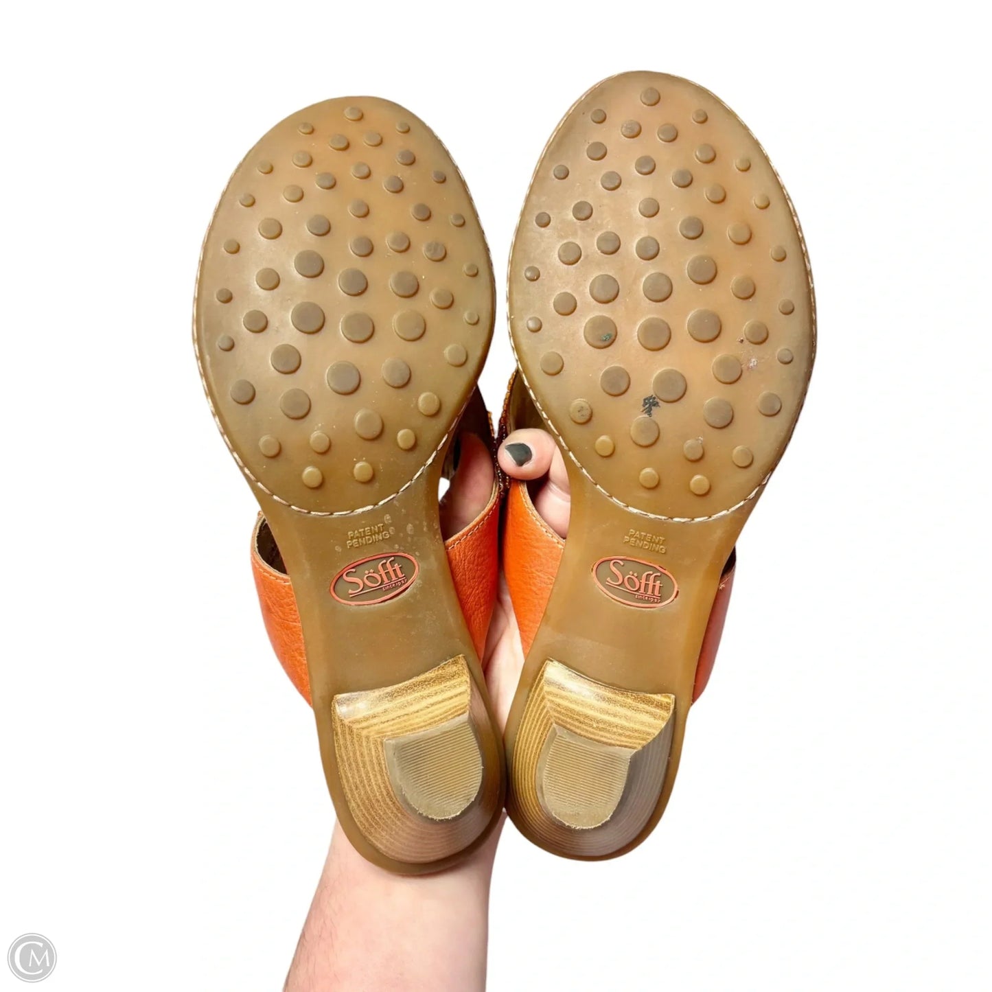 Sandals Flip Flops By Sofft In Orange, Size: 8.5