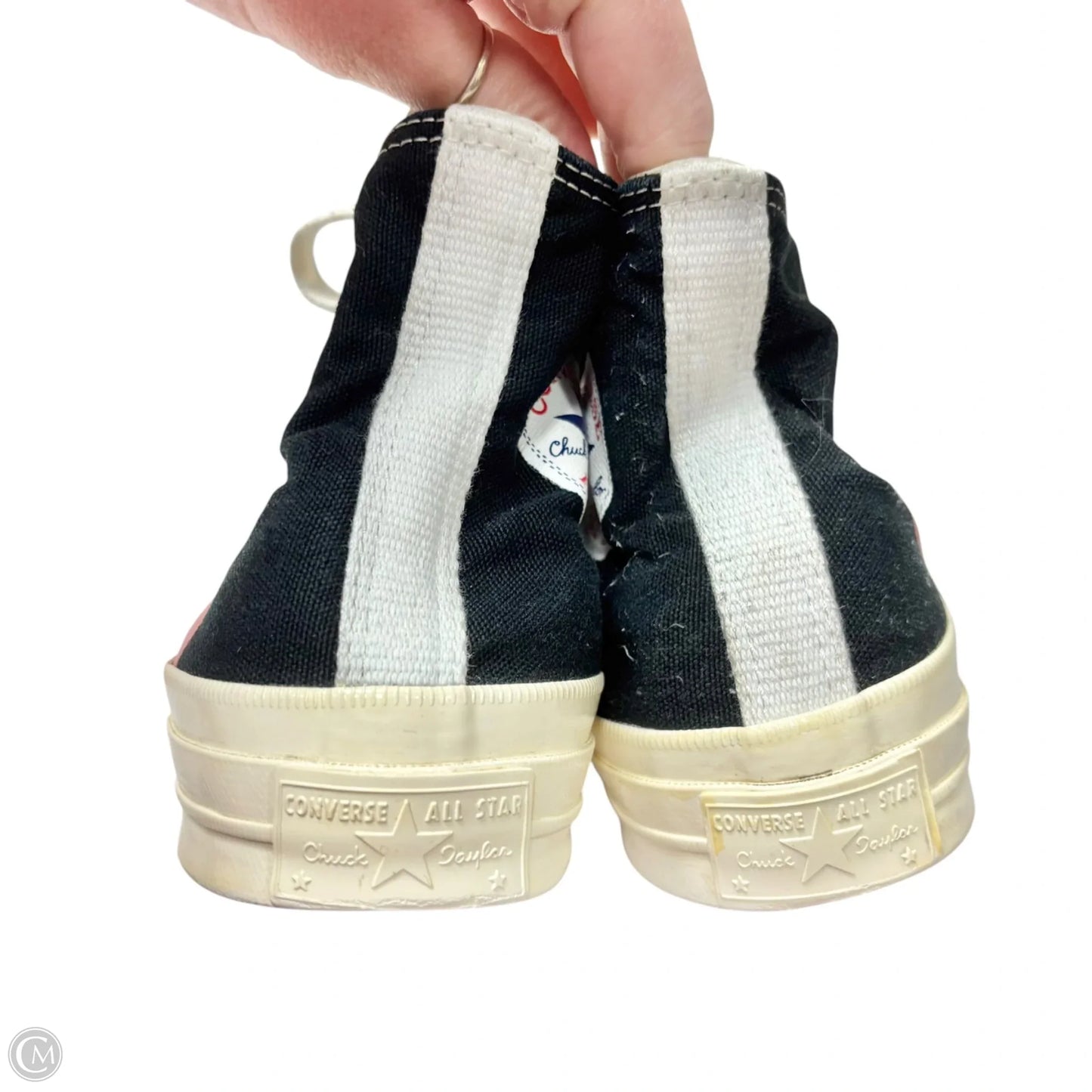 Shoes Sneakers By Converse In Black & White, Size: 9
