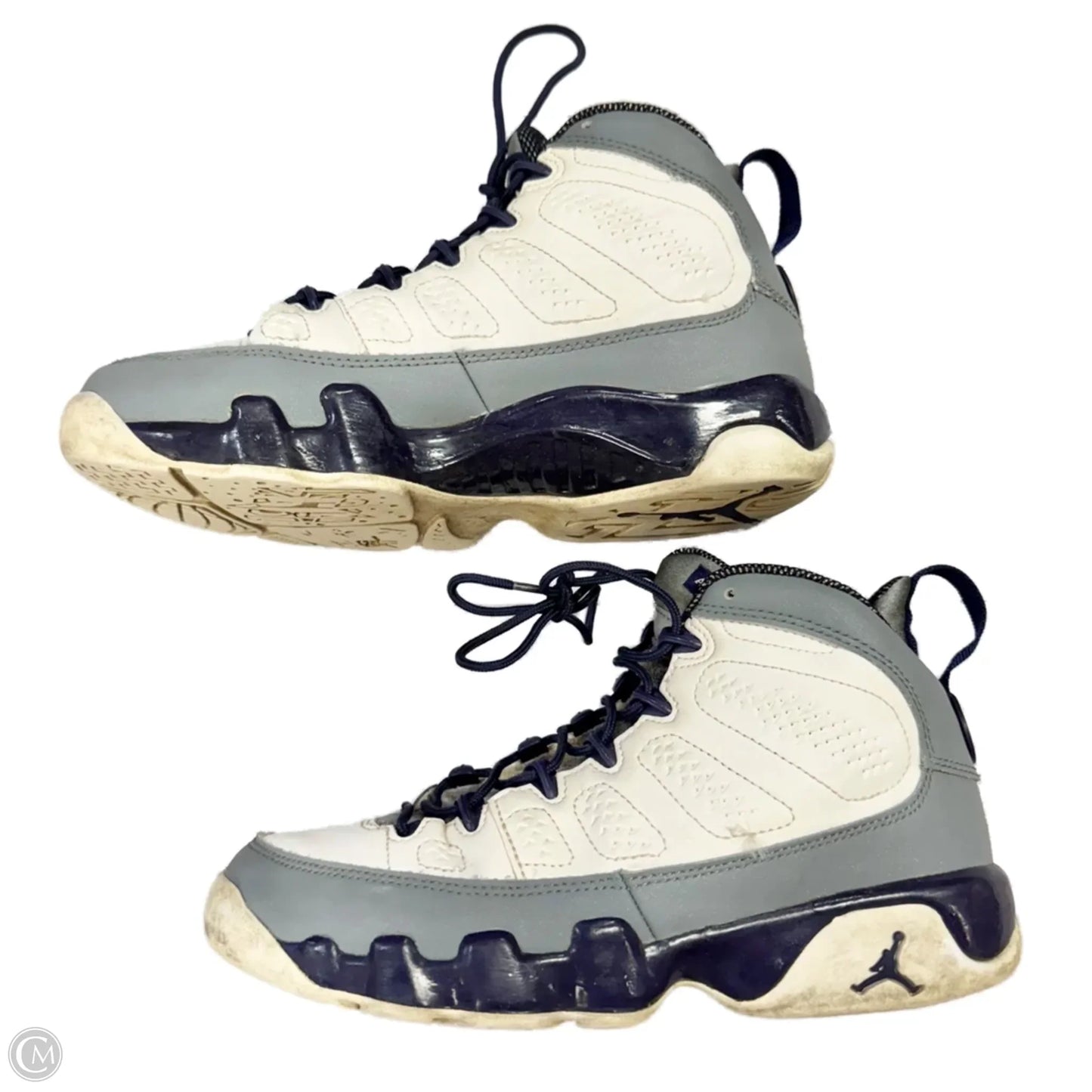 Shoes Luxury Designer By Jordan In Grey & White, Size: 7.5