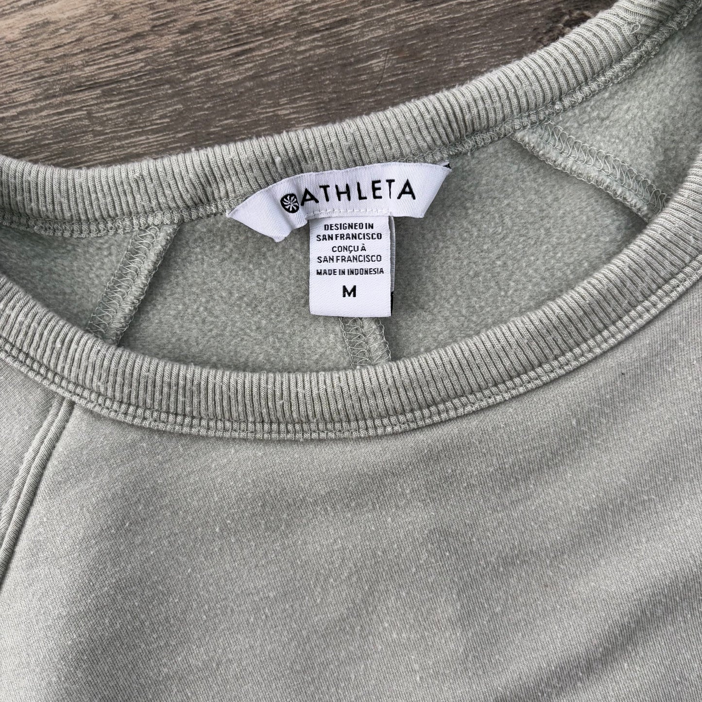 Athletic Sweatshirt Crewneck By Athleta In Green, Size: M