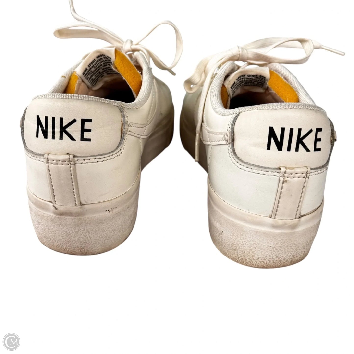 Shoes Sneakers By Nike In White, Size: 10