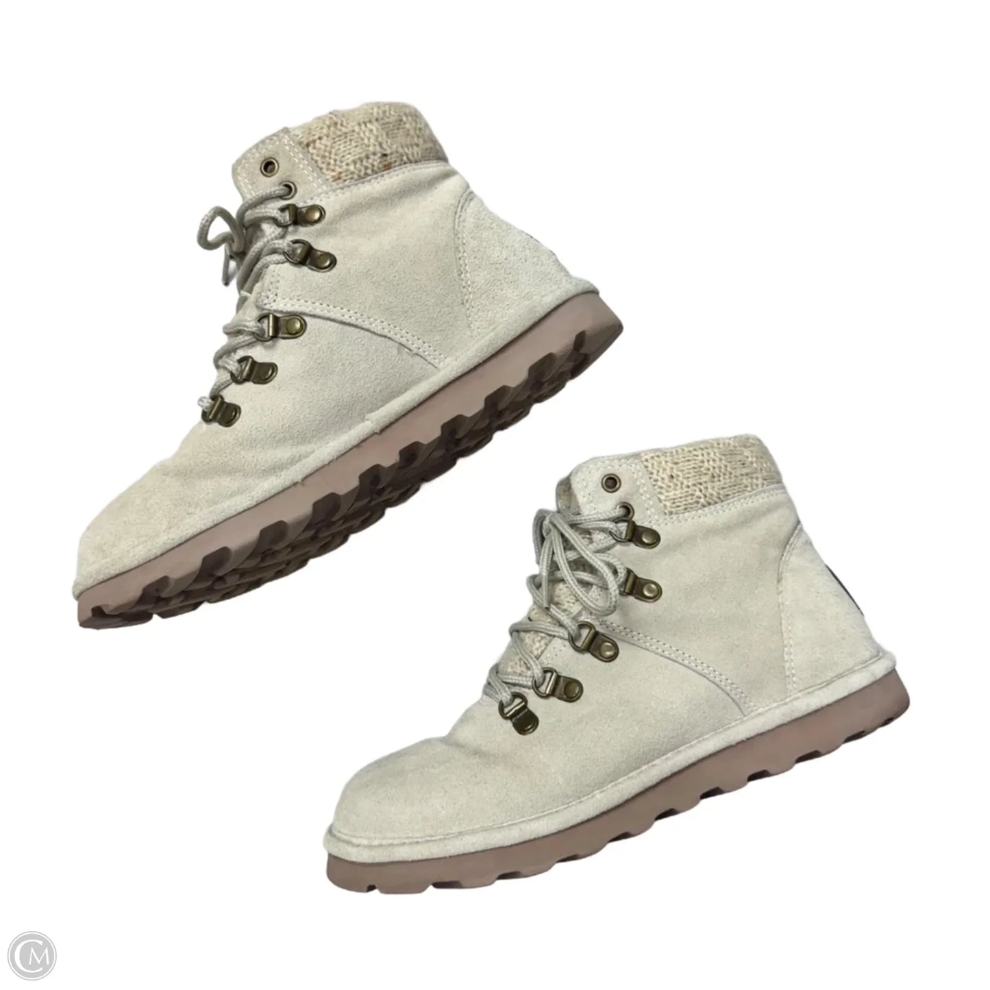 Boots Ankle Flats By Bearpaw In Grey, Size: 9