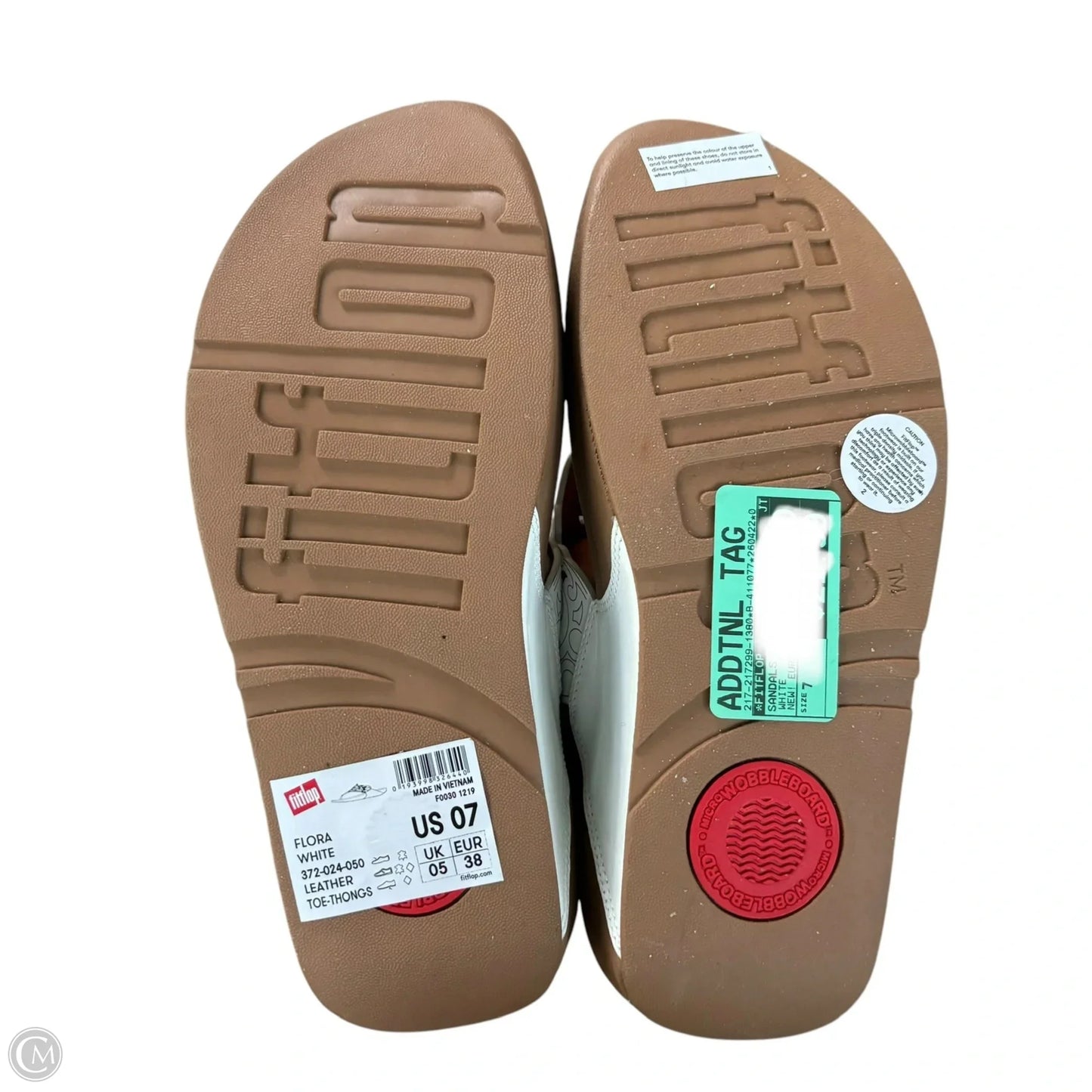 Sandals Heels Wedge By Fitflop In White, Size: 7