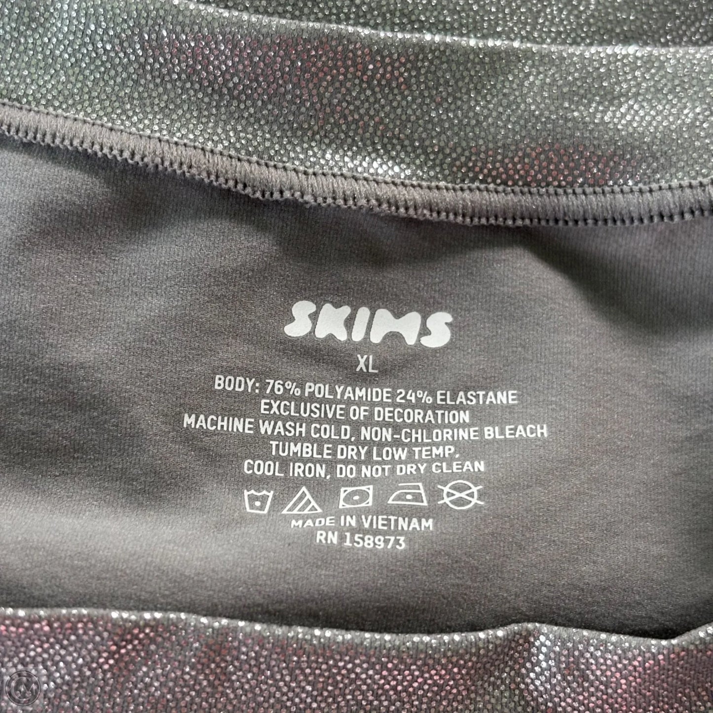 Top Short Sleeve By Skims In Silver, Size: Xl