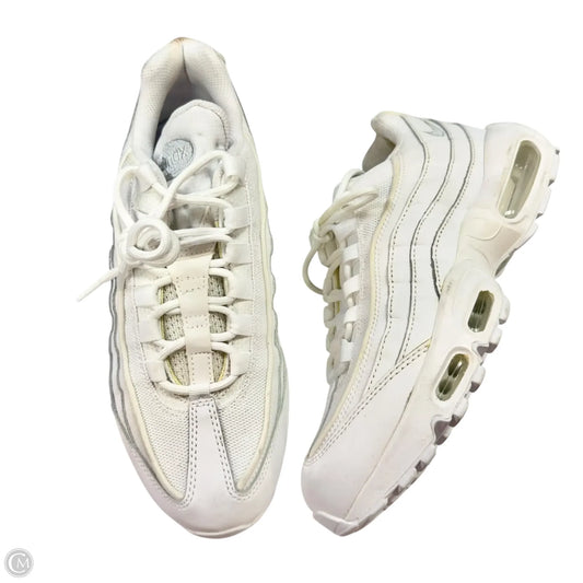 Shoes Athletic By Nike In White, Size: 10