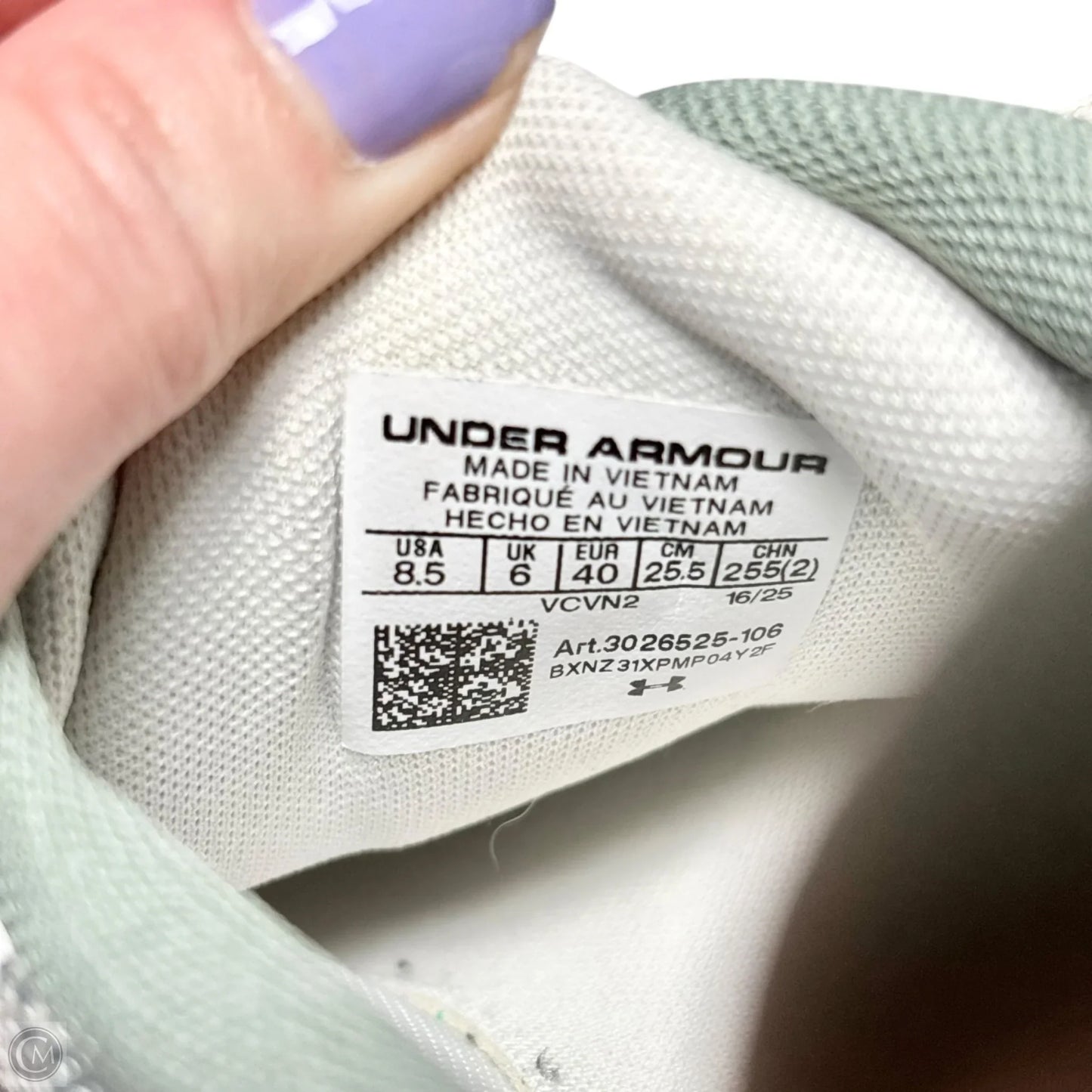 Shoes Athletic By Under Armour In White, Size: 8.5
