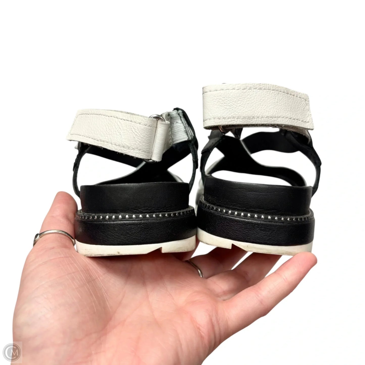 Sandals Flats By Sorel In Black & White, Size: 7.5