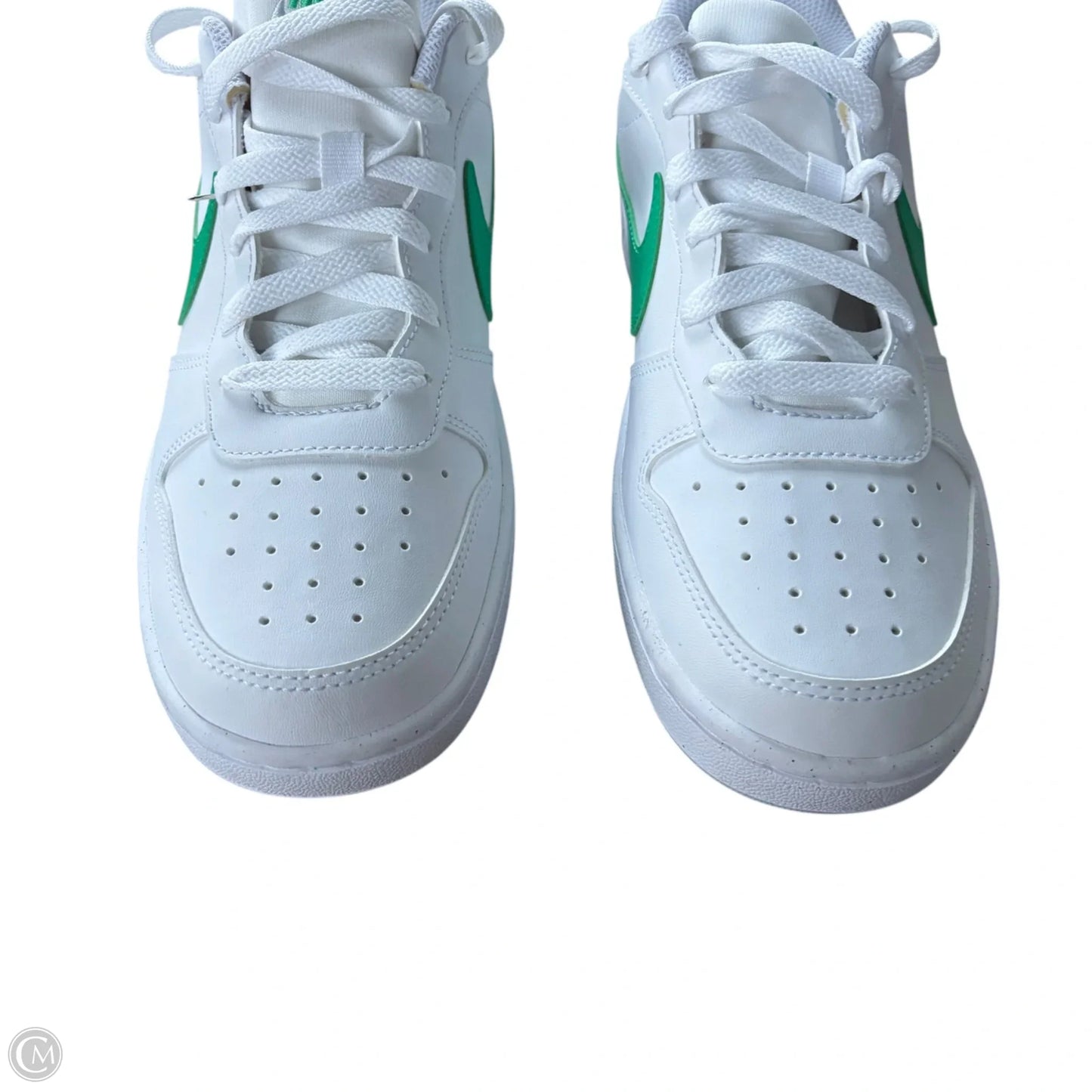 Shoes Sneakers By Nike In Green & White, Size: 9