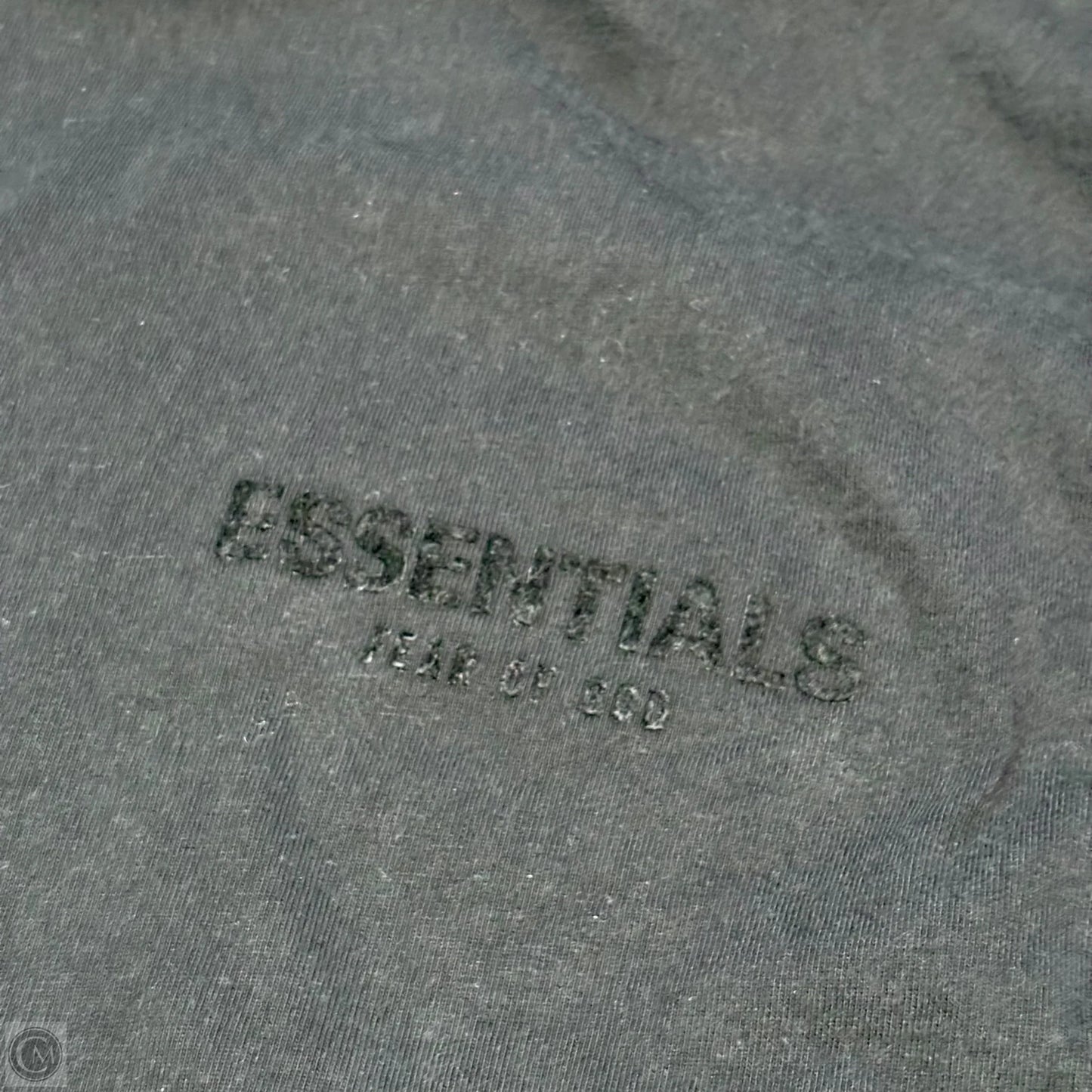 Top Long Sleeve By Essentials In Black, Size: S