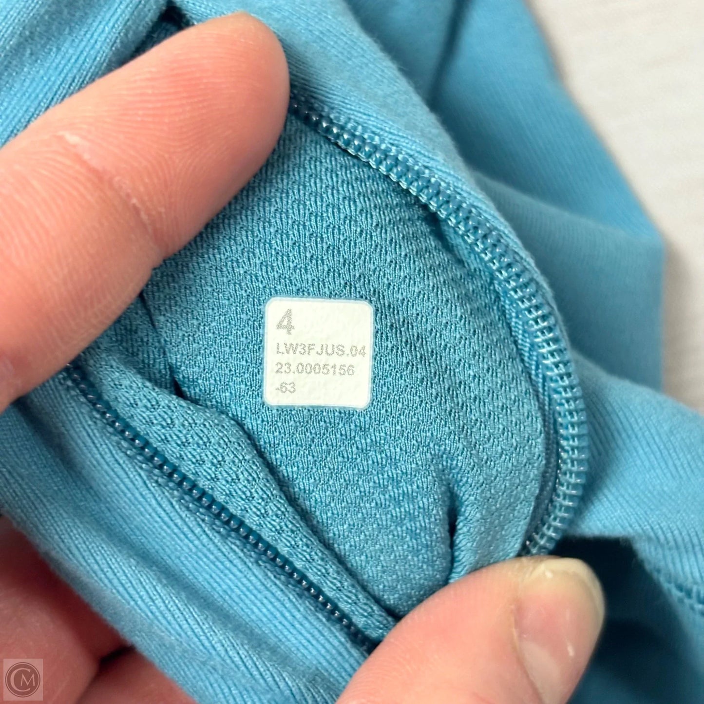 Athletic Top Long Sleeve Crewneck By Lululemon In Blue, Size: S
