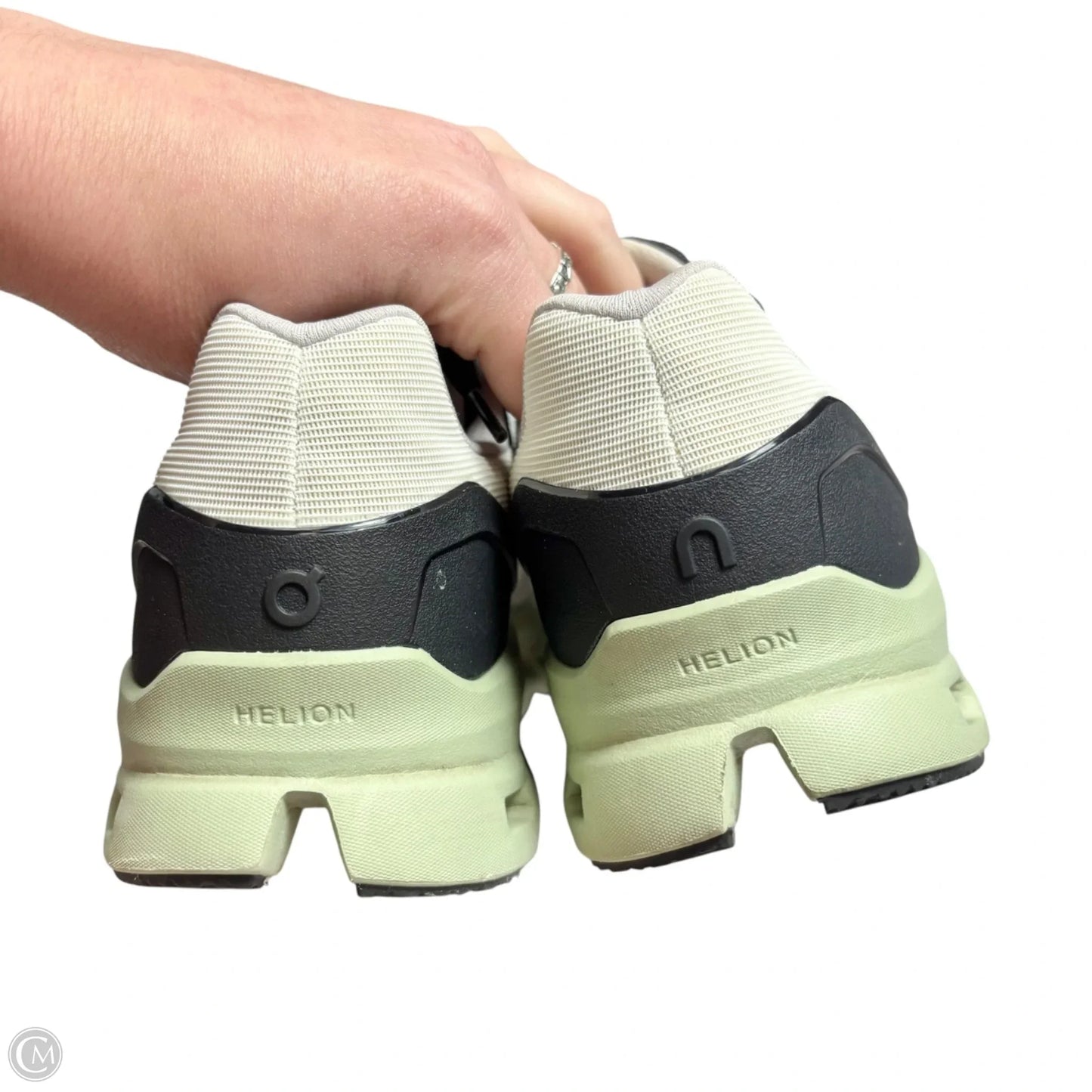 Shoes Athletic By On In Green & White, Size: 9