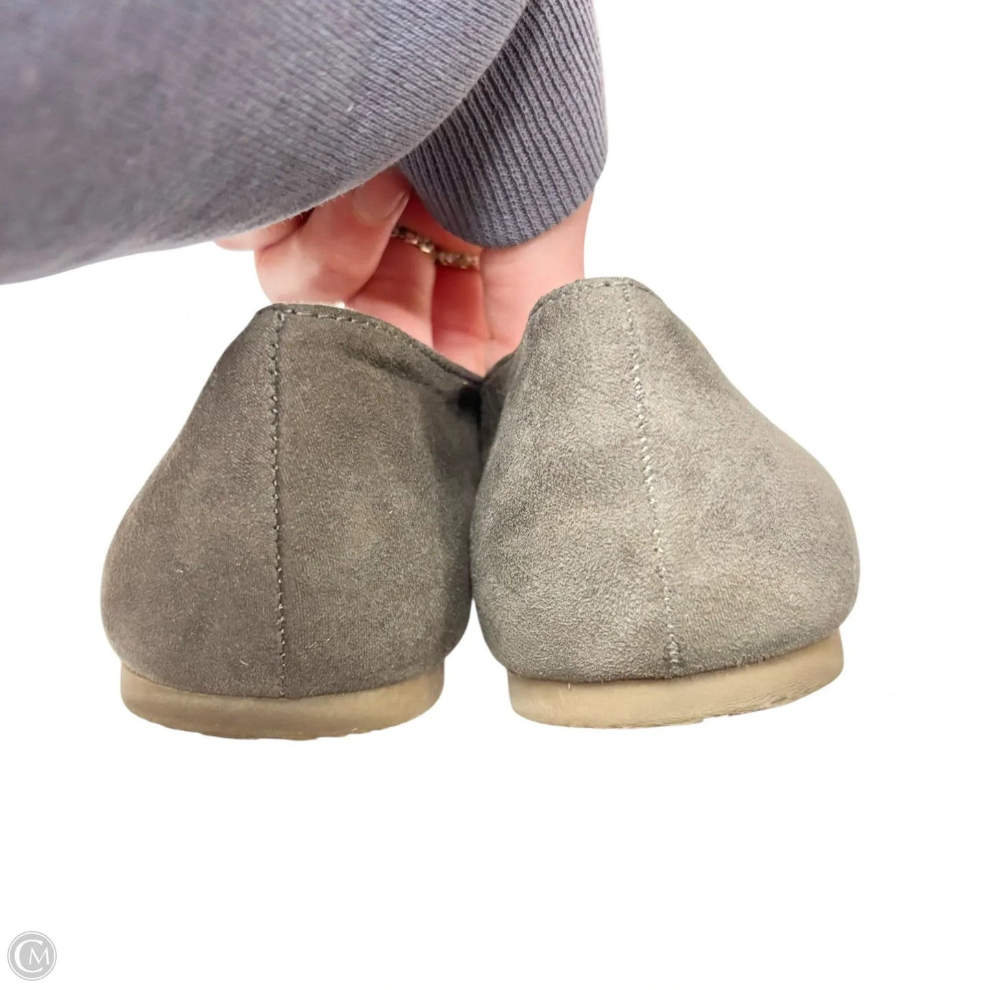 Shoes Flats By Torrid In Grey, Size: 9