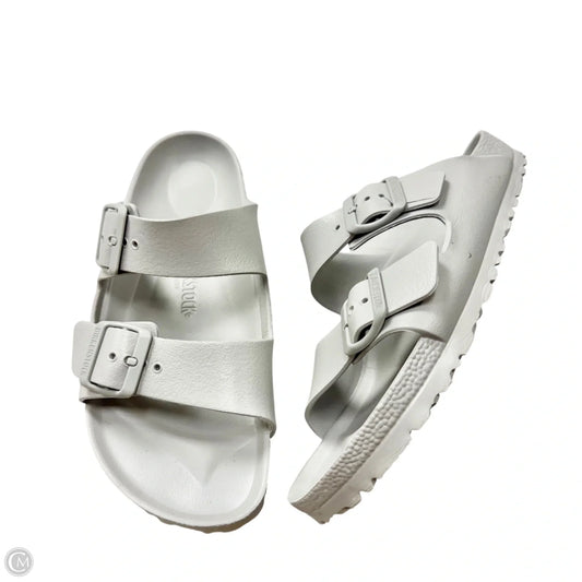 Sandals Flats By Birkenstock In Grey, Size: 9