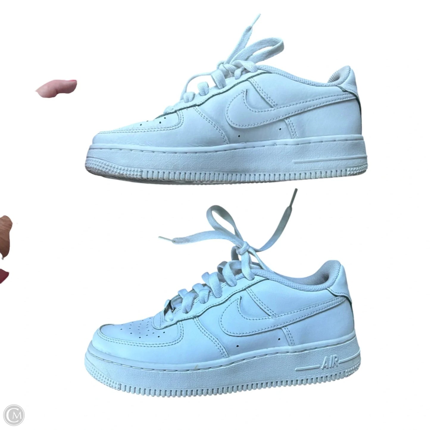 Shoes Sneakers By Nike In White, Size: 6.5