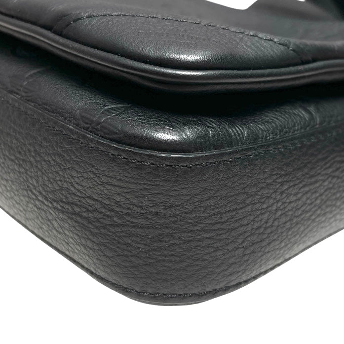Crossbody Luxury Designer By Louis Vuitton, Size: Medium