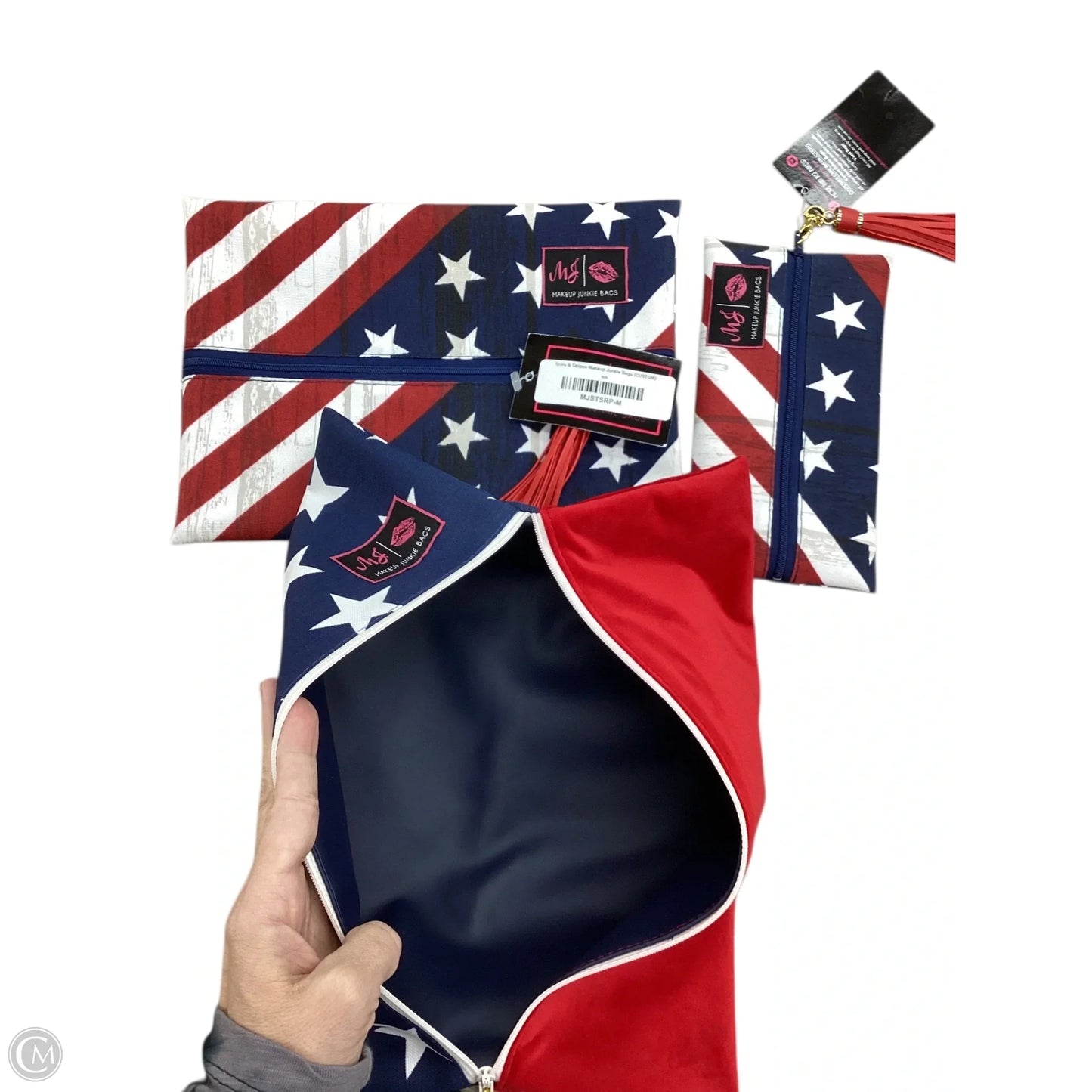 Makeup Bag By Clothes Mentor, Size: Medium