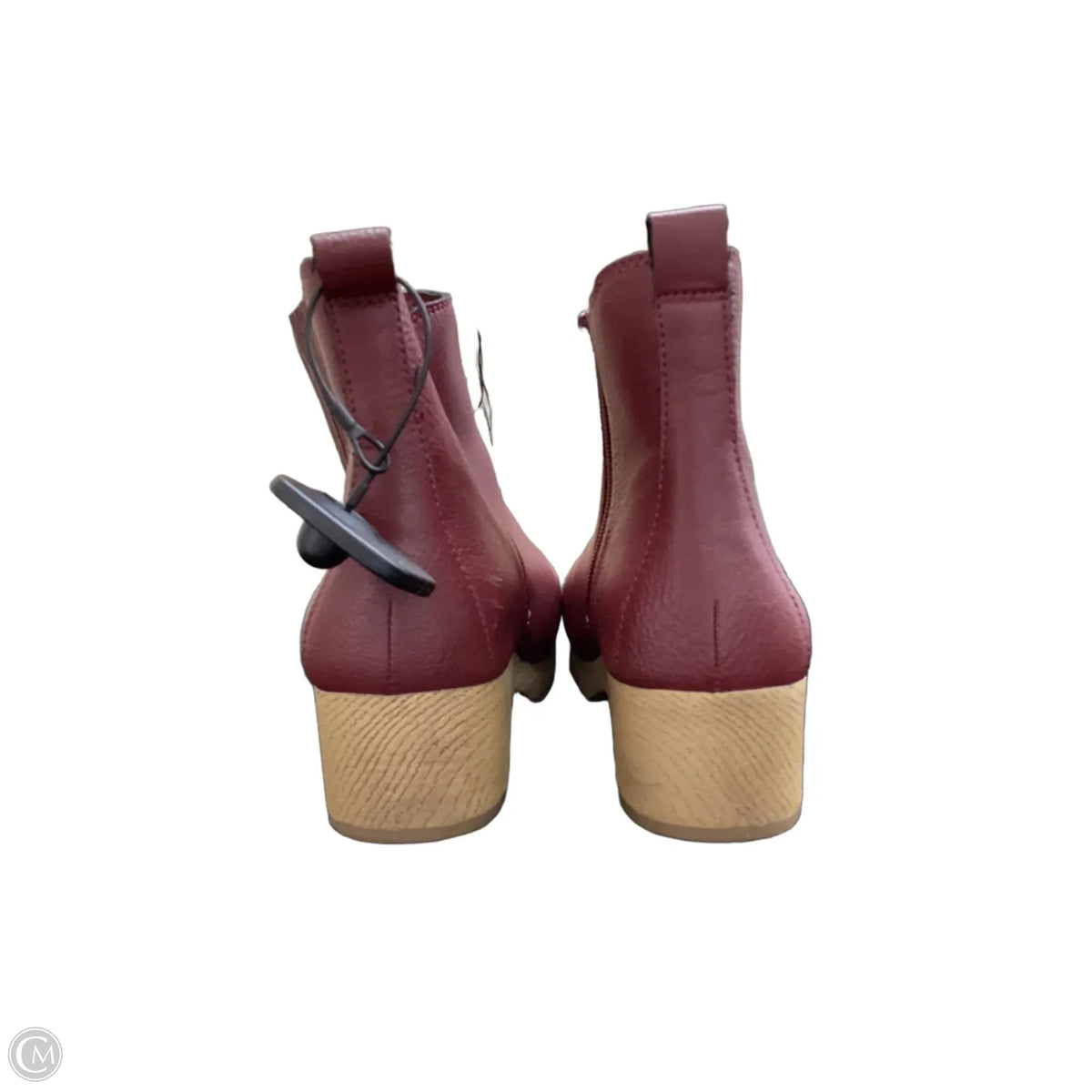 Boots Ankle Heels By Universal Thread In Maroon, Size: 9.5