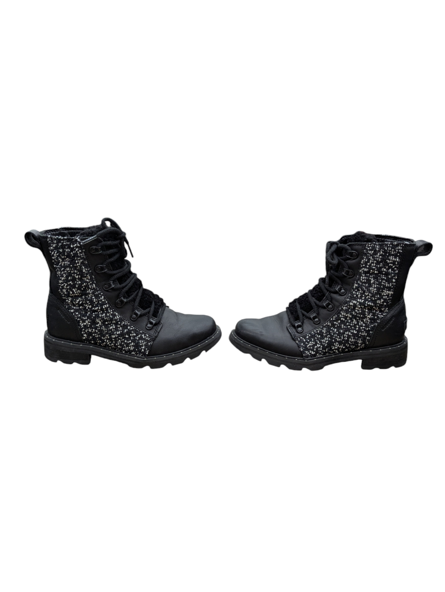 Boots Hiking By Sorel In Black