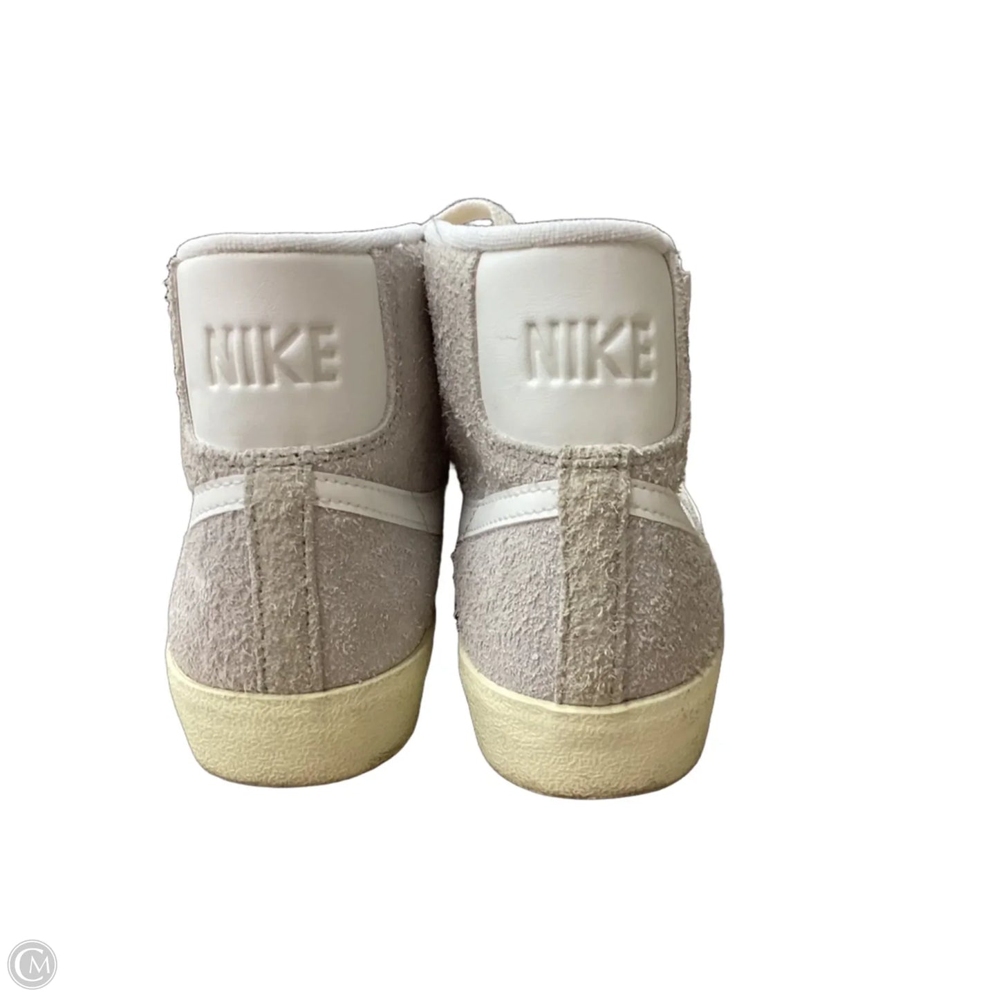 Shoes Sneakers By Nike In Beige, Size: 7