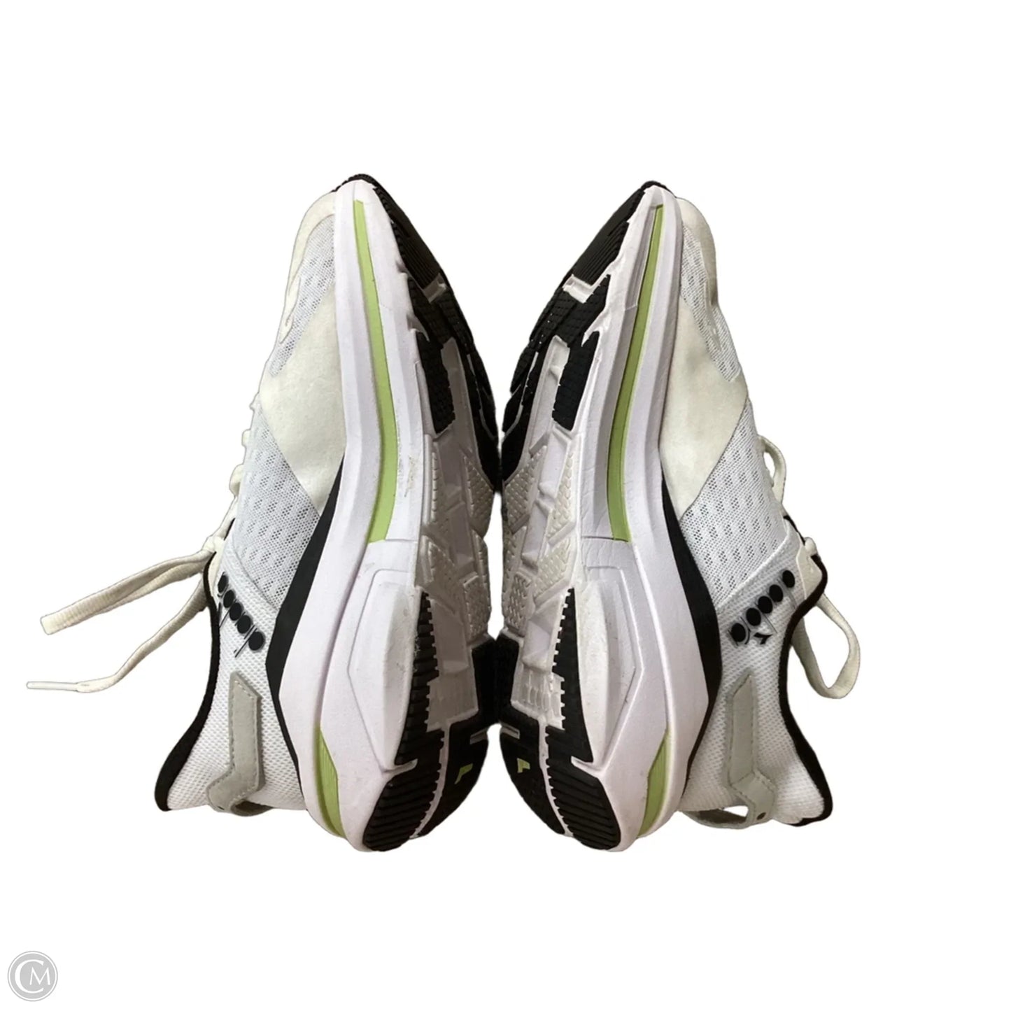 Shoes Athletic By Cmc In Ivory, Size: 7