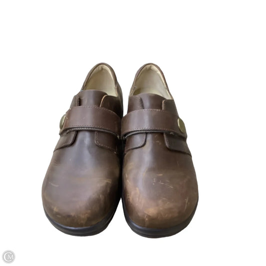 Shoes Flats By Alegria In Brown, Size: 11