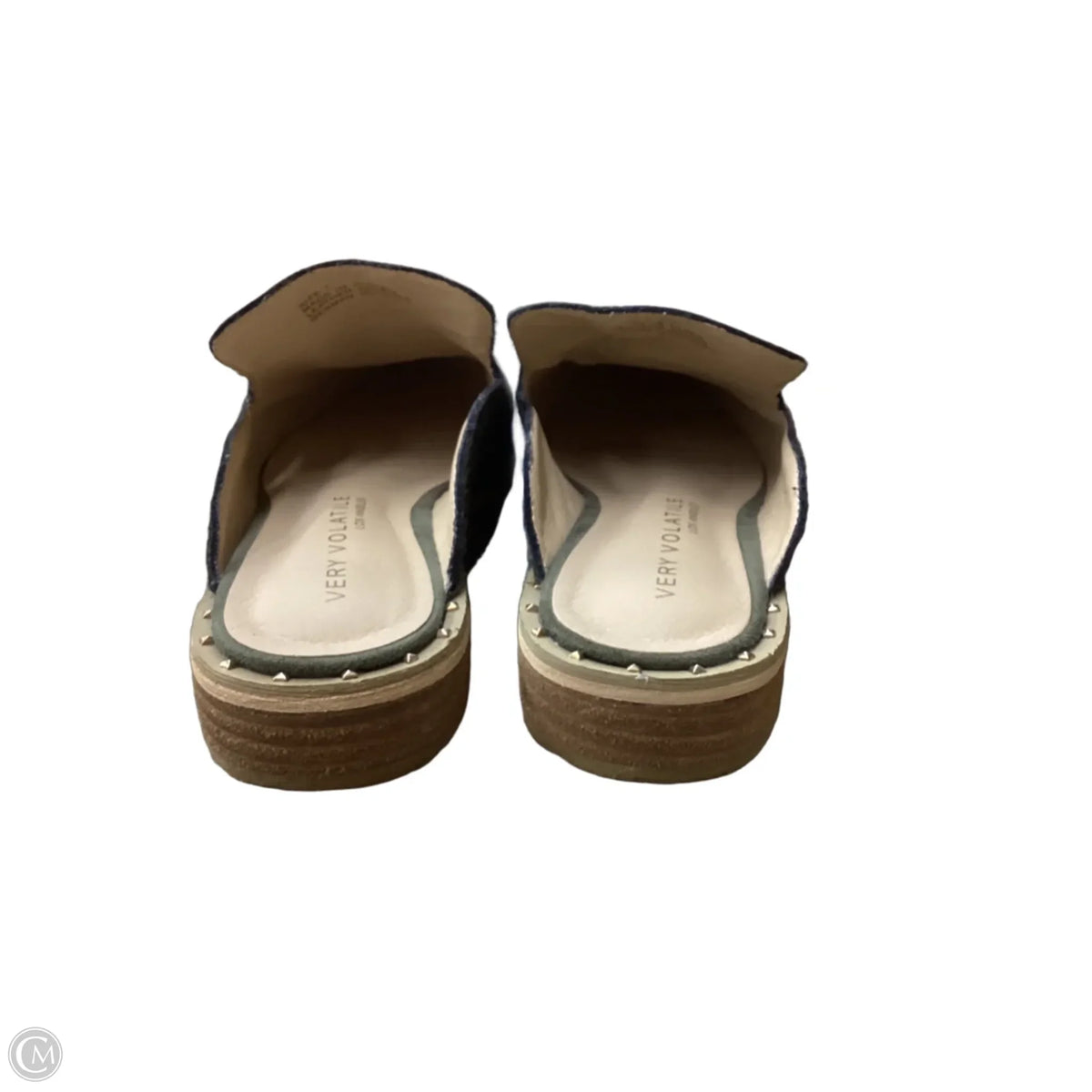 Shoes Flats By Very Volatile In Camouflage Print, Size: 7