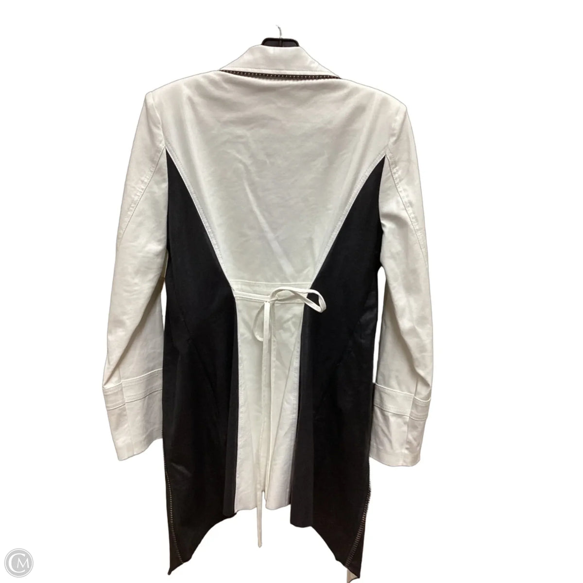Jacket Moto By Clothes Mentor In Black & White, Size: 8