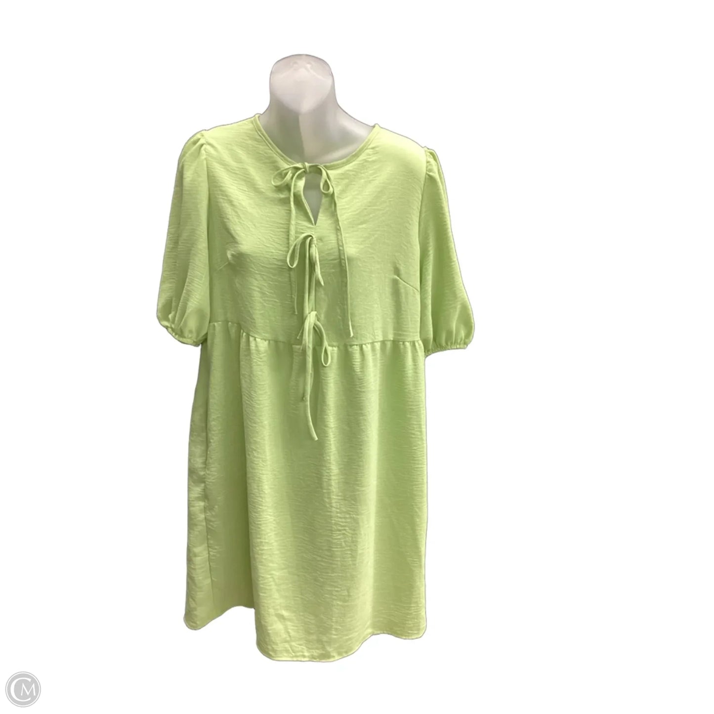 Dress Casual Short By Clothes Mentor In Green, Size: M