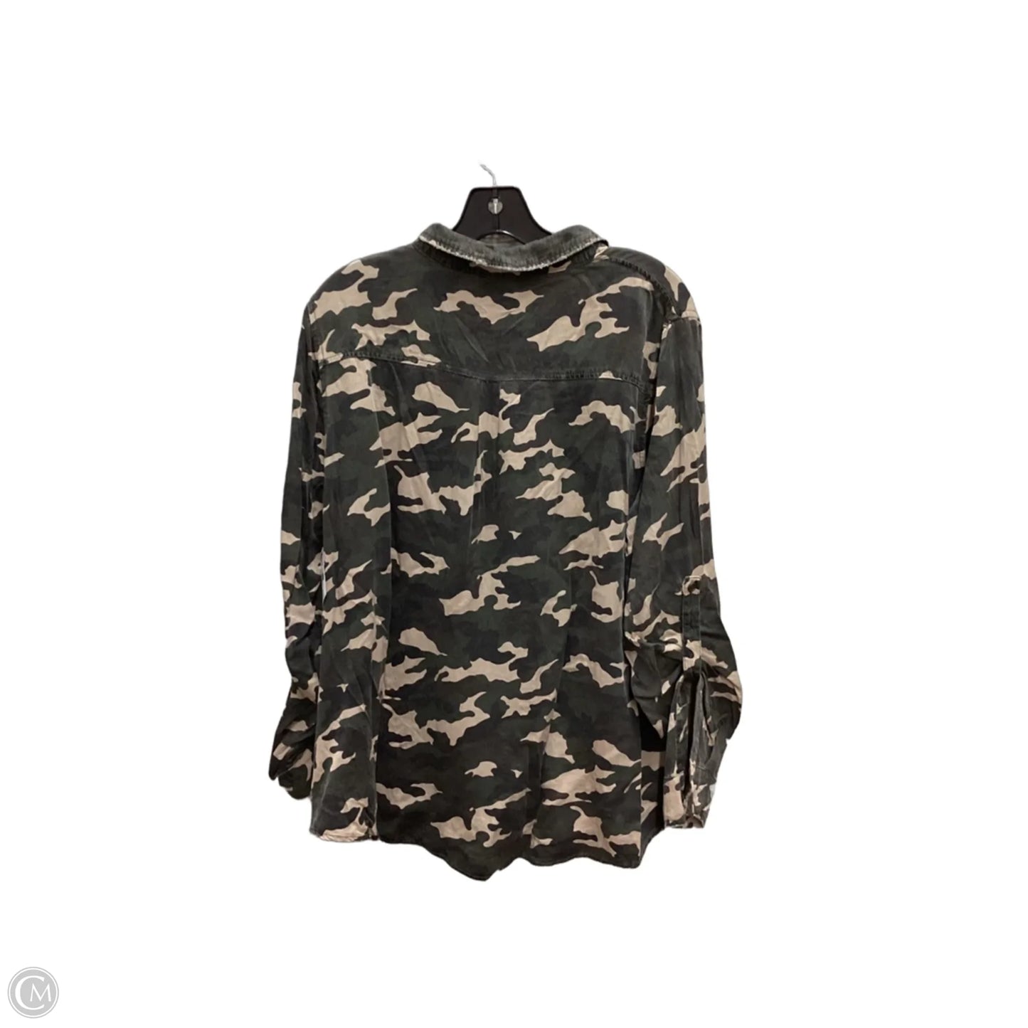 Top Long Sleeve By Doe & Rae In Camouflage Print, Size: M