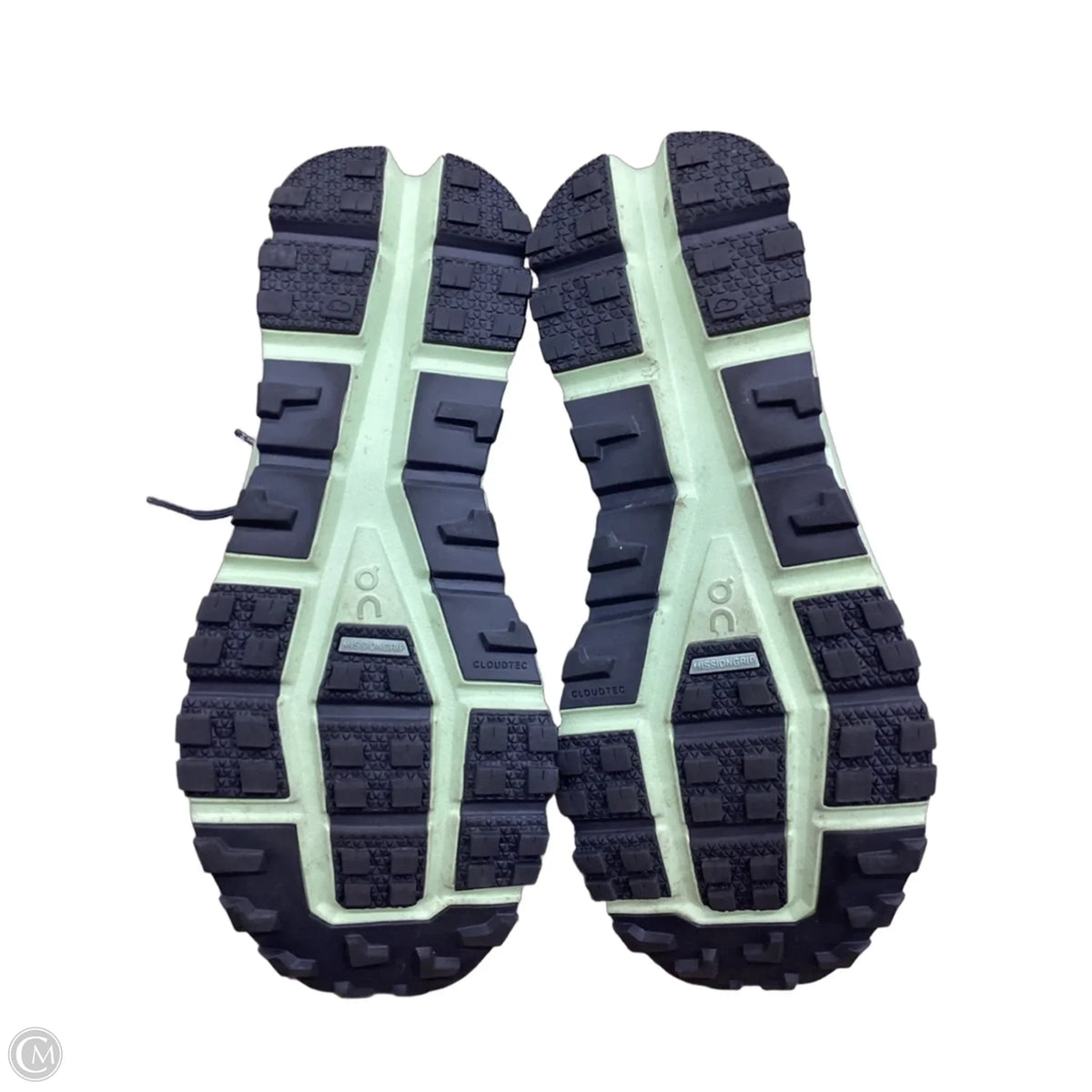 Shoes Athletic By On Cloud In Green, Size: 10