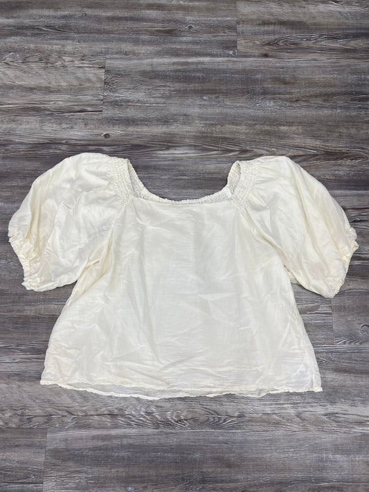 White Top Short Sleeve Velvet, Size M