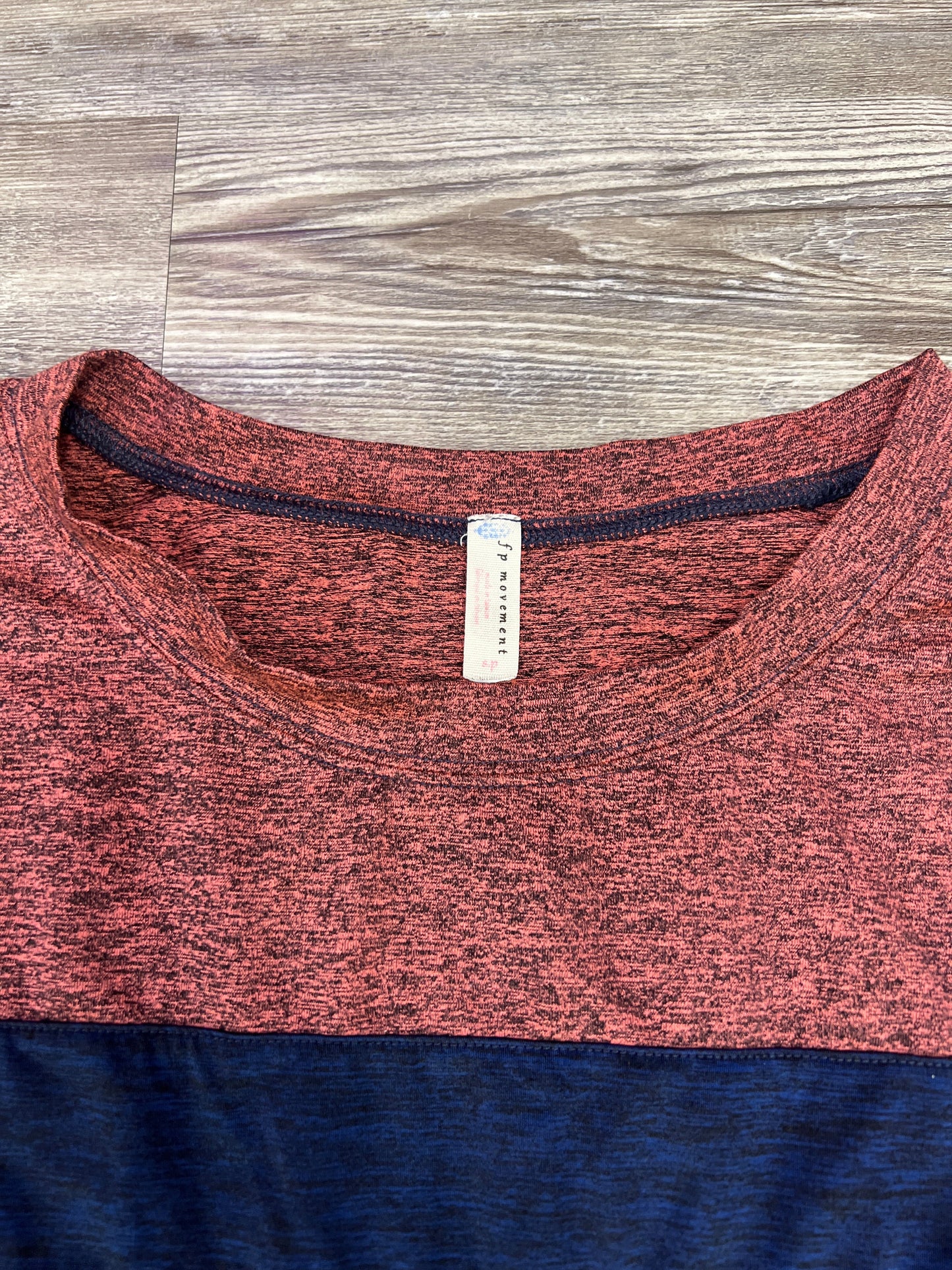 Red Athletic Top Short Sleeve Free People, Size S