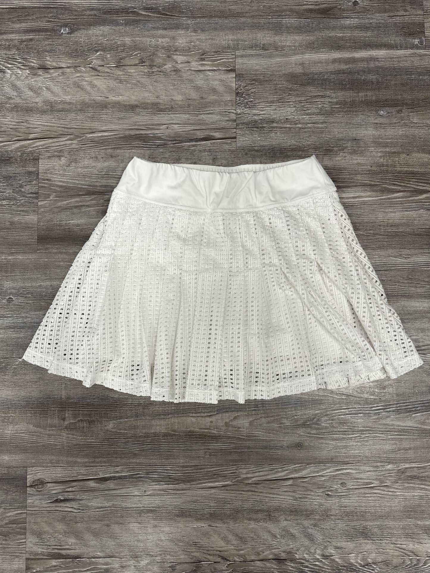 Athletic Skort By Tuckernuck In White, Size: S