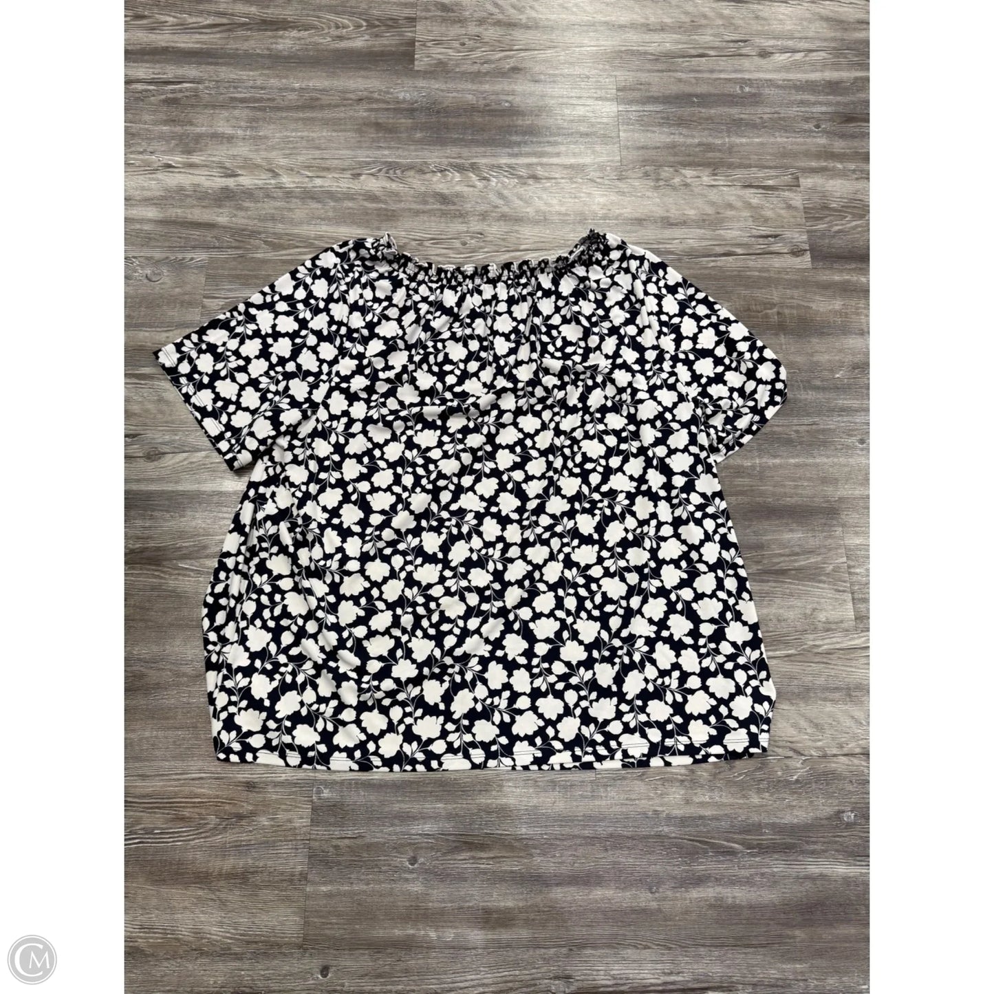 Top Short Sleeve By Talbots In White, Size: 3x