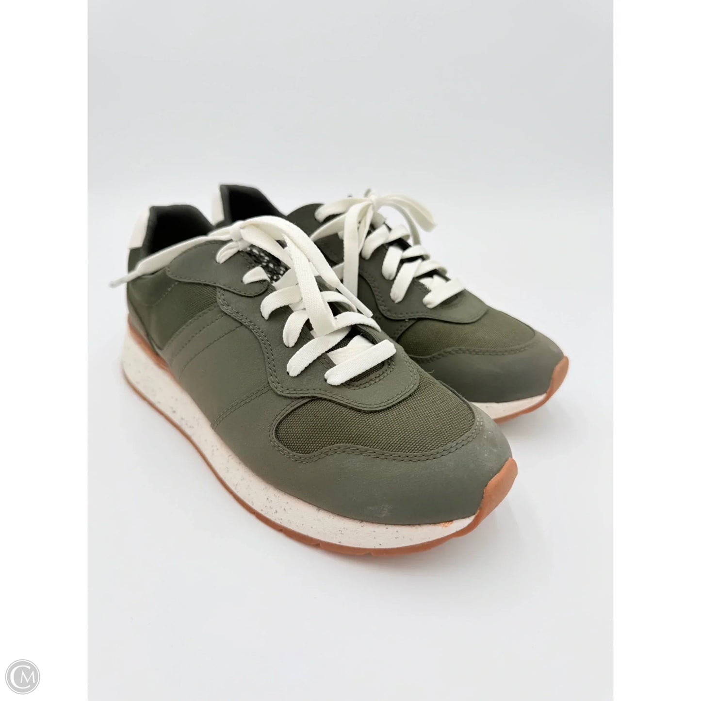 Shoes Designer By Ugg In Green, Size: 8