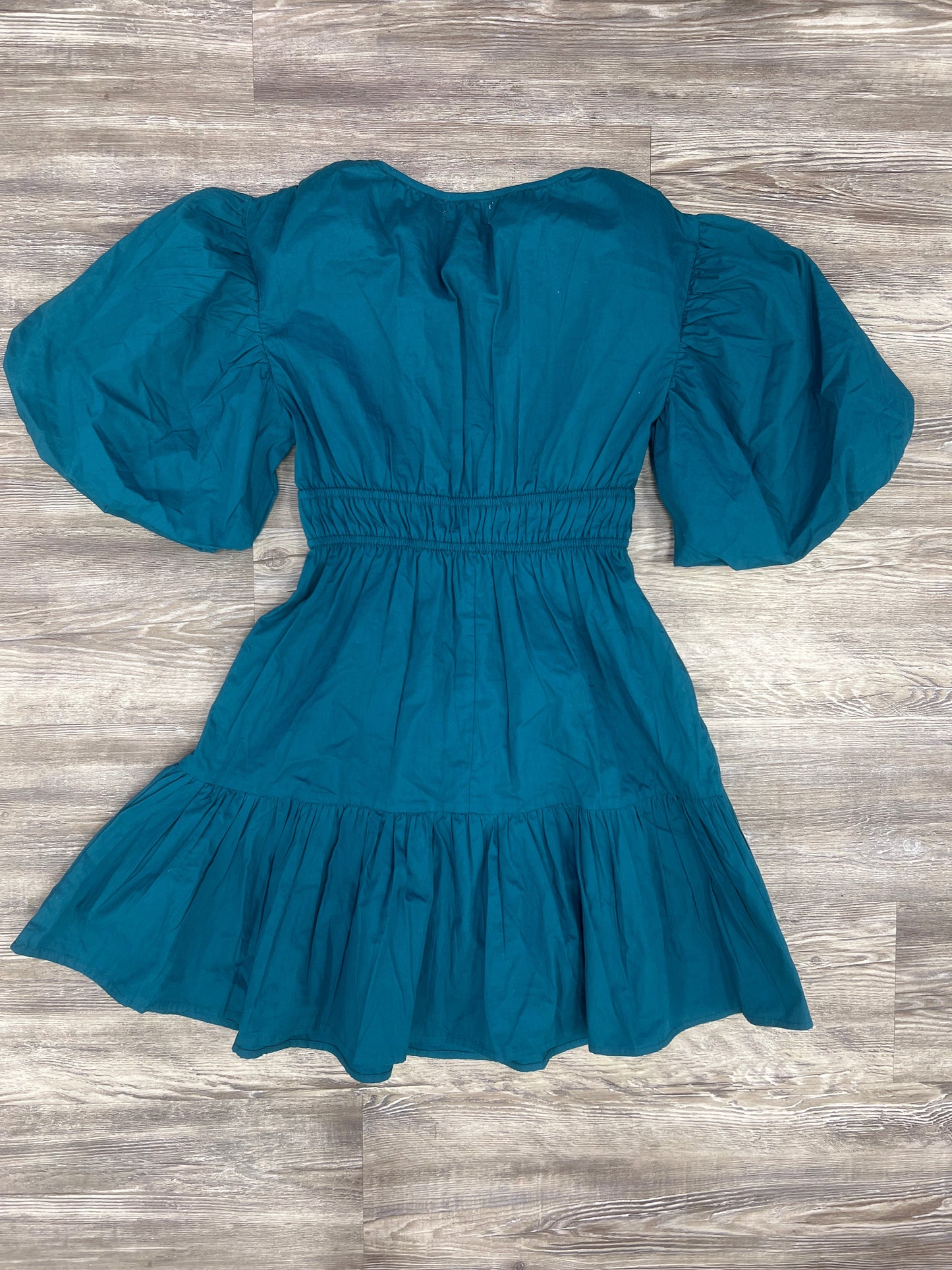 Dress Casual Short By Clothes Mentor  Size: S