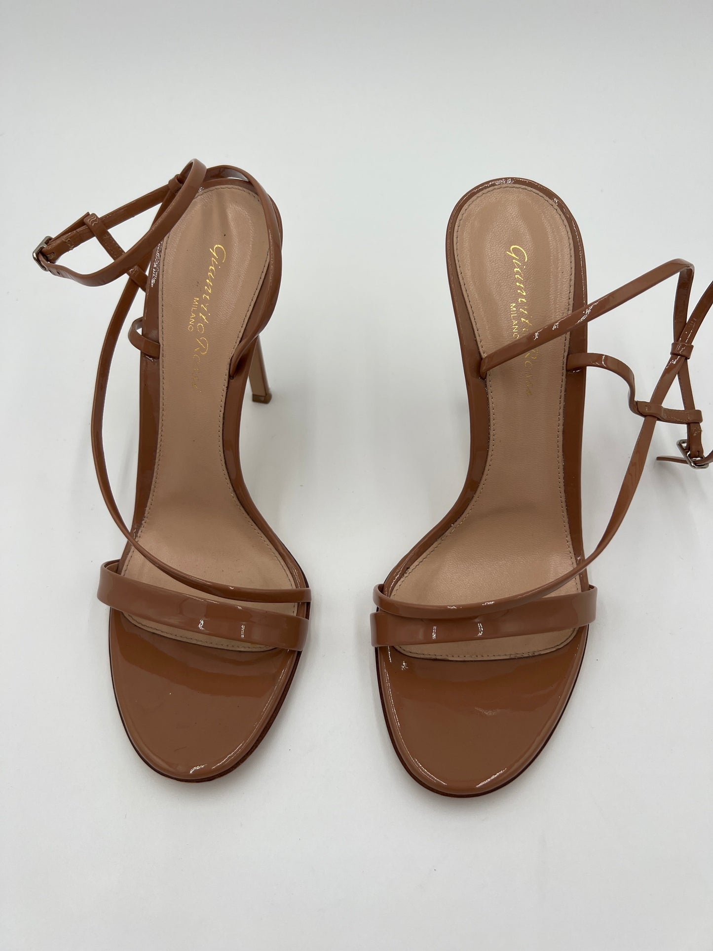 Shoes Luxury Designer By Gianvito Rossi In Tan, Size: 8