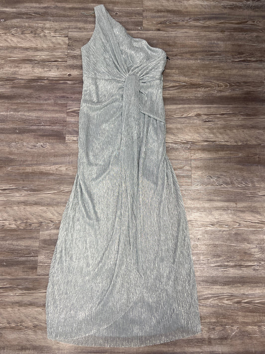 Dress Party Long By Adrianna Papell In Silver, Size: 8p