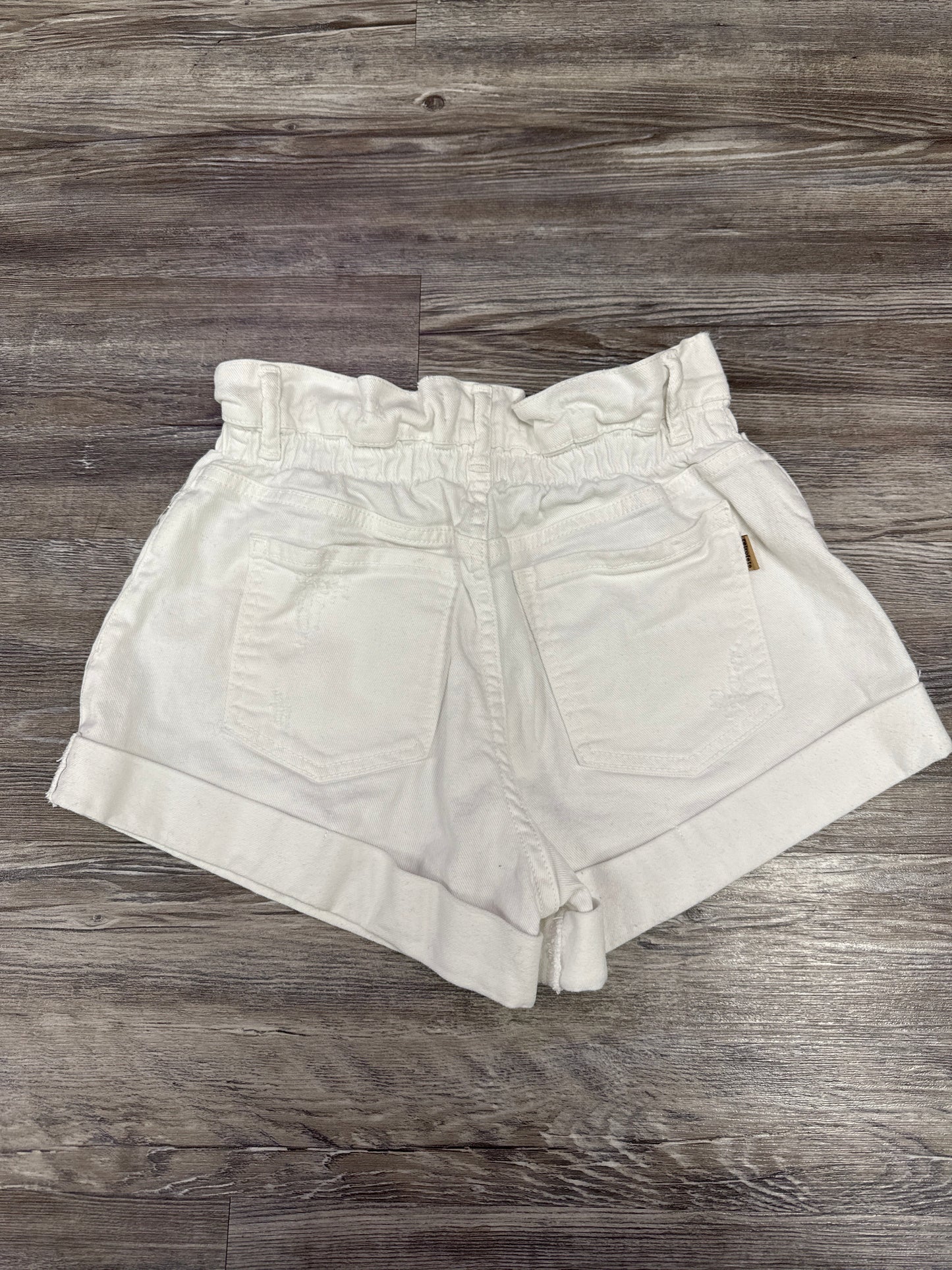 Shorts By Retrofête In White Denim, Size: 2